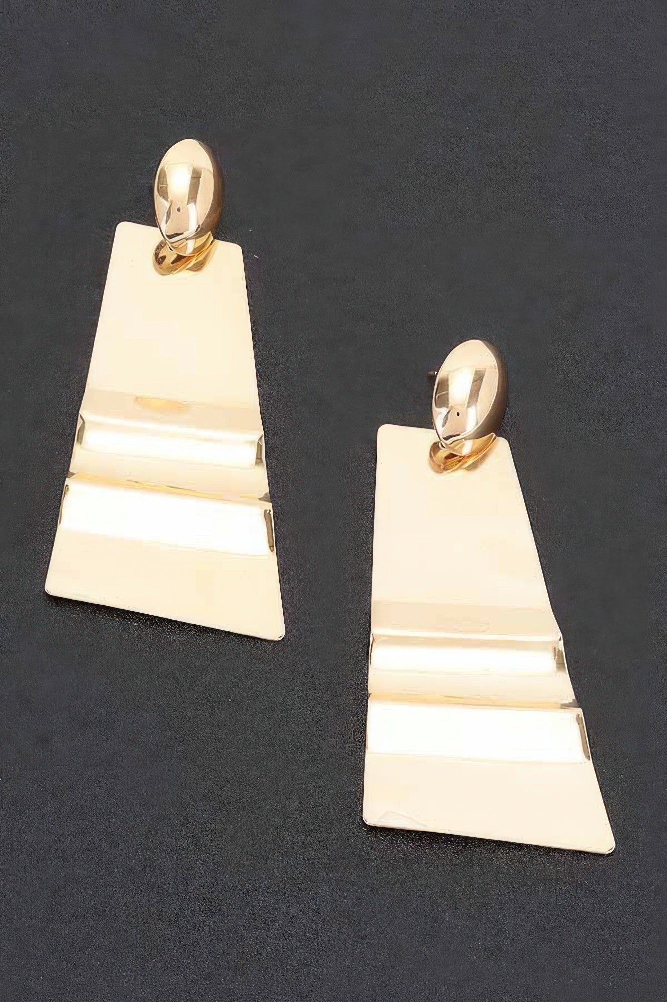 Metal Earring product image