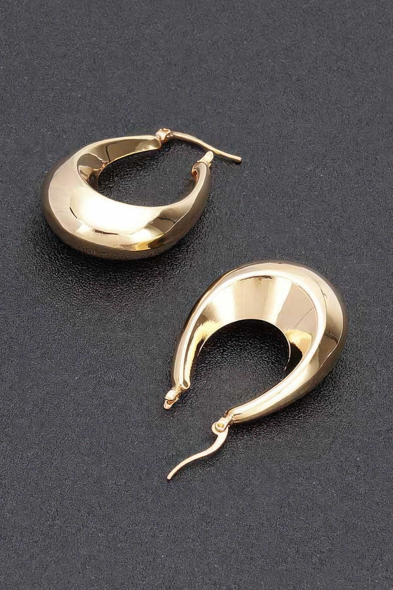 Metal Vintage Hoop Earring product image