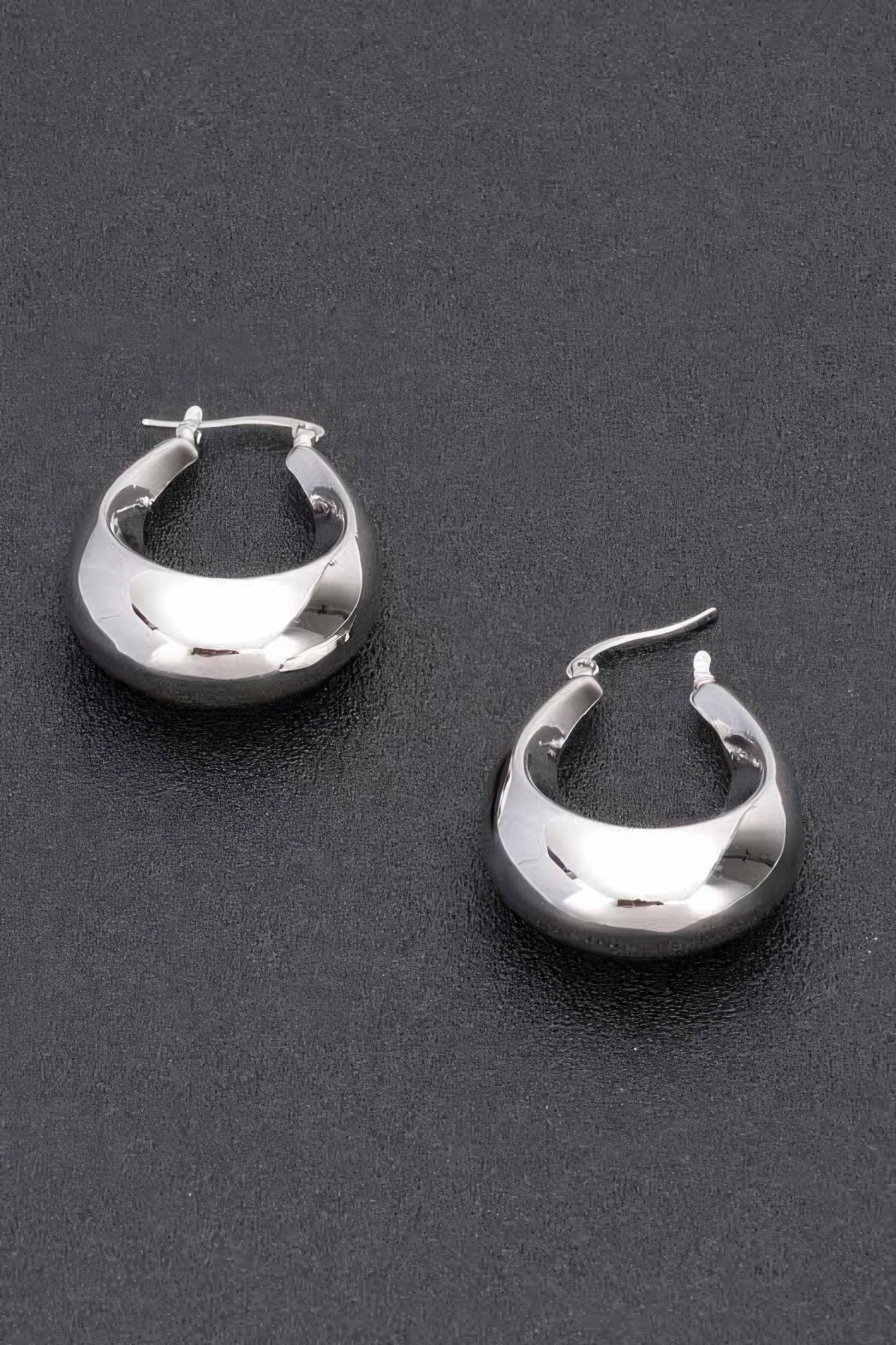 Metal Vintage Hoop Earring product image
