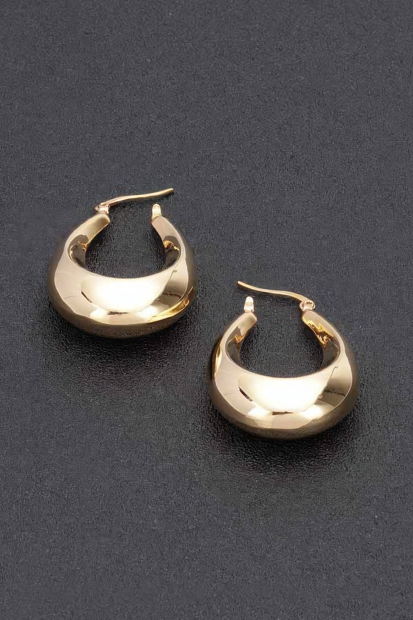 Metal Vintage Hoop Earring product image