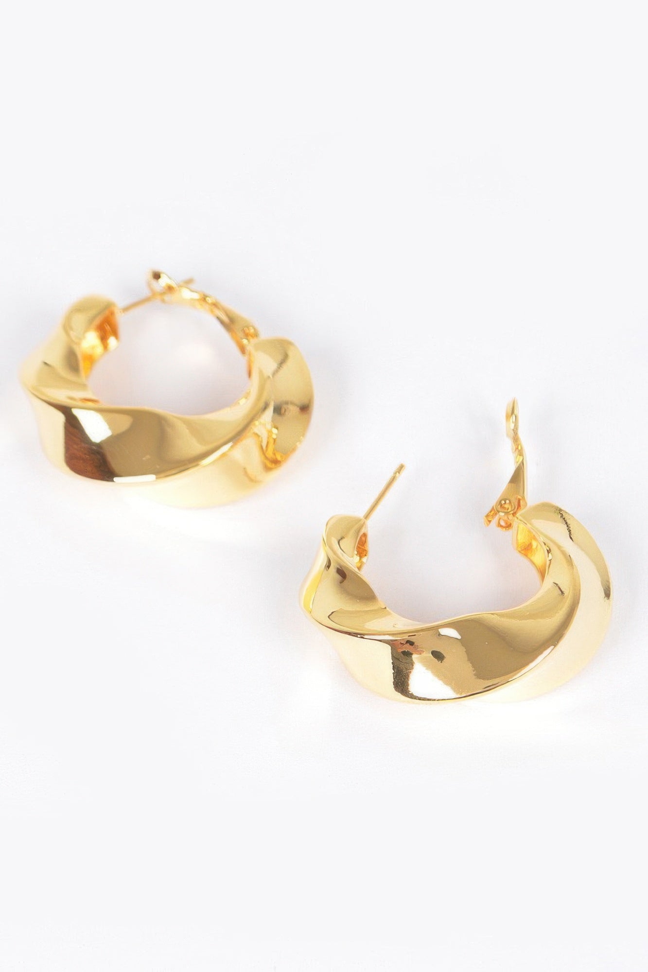 Metal Gold Plated Earring product image