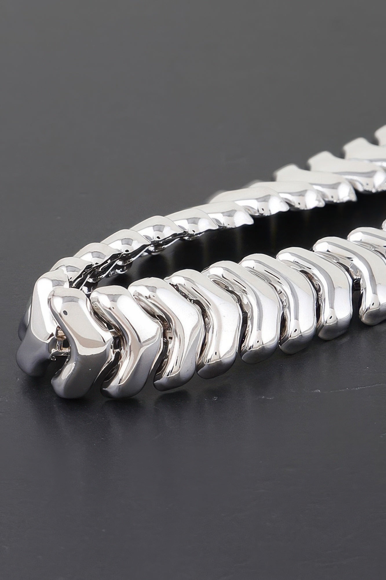 Shiny Arrow Chain Choker Necklace product image