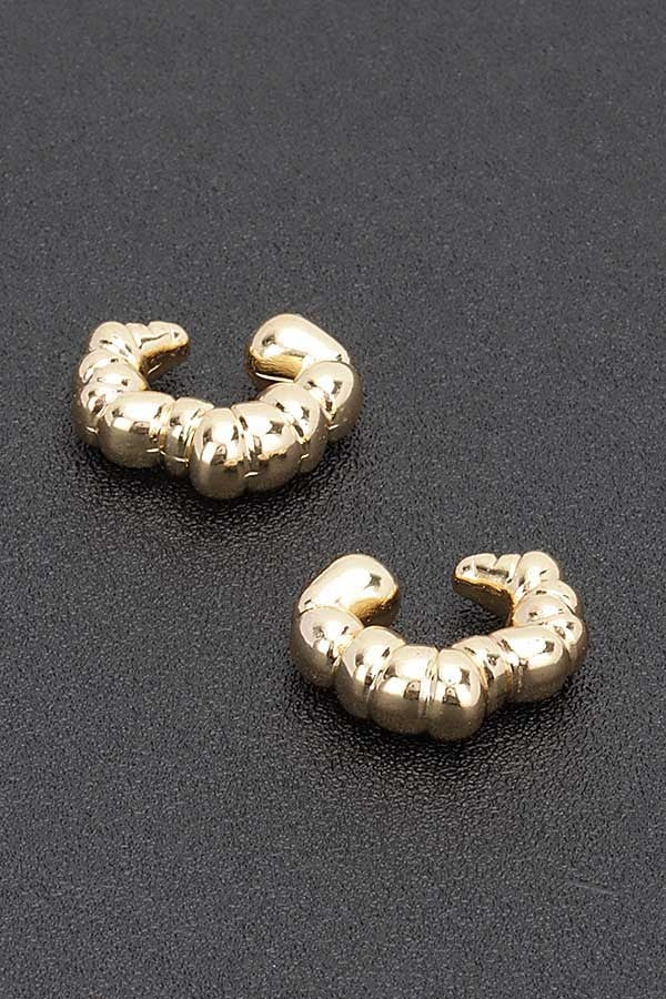 Plastic Cuff Earring product image