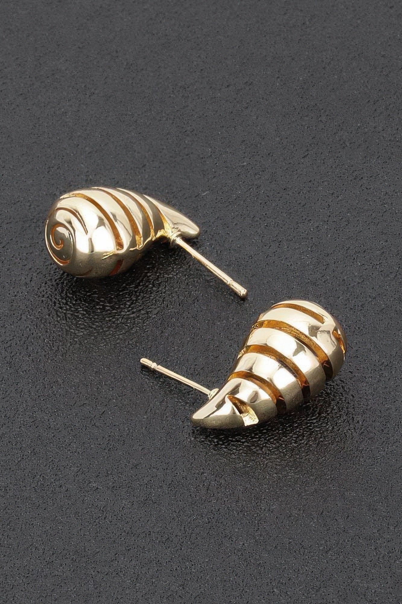 Metal Tear Drop Earring product image