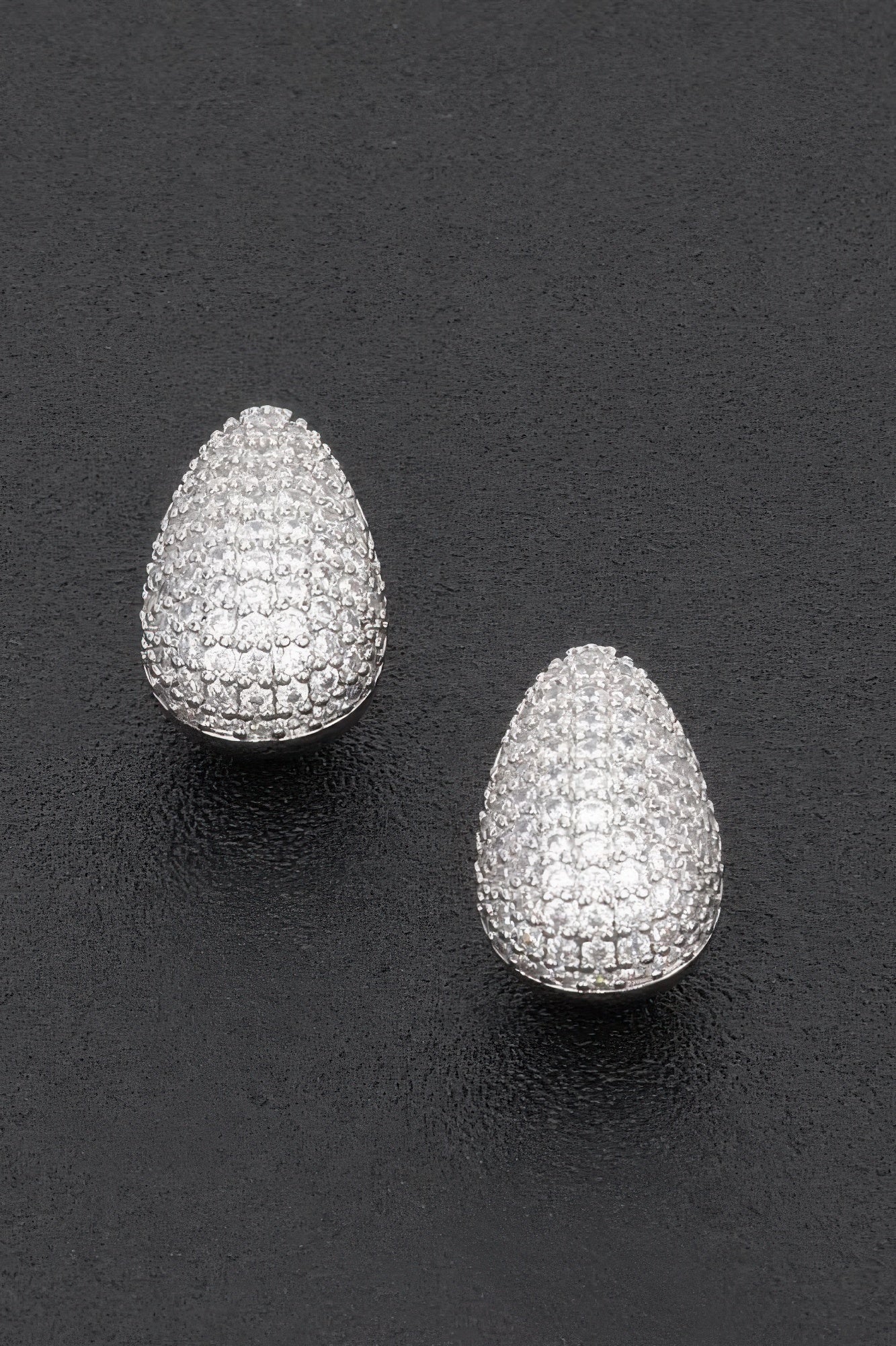 Rhinestone Metal Tear Drop Earring product image
