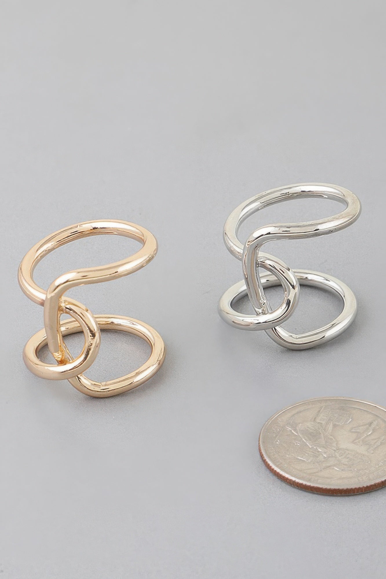 Shiny Interweaved Ring product image