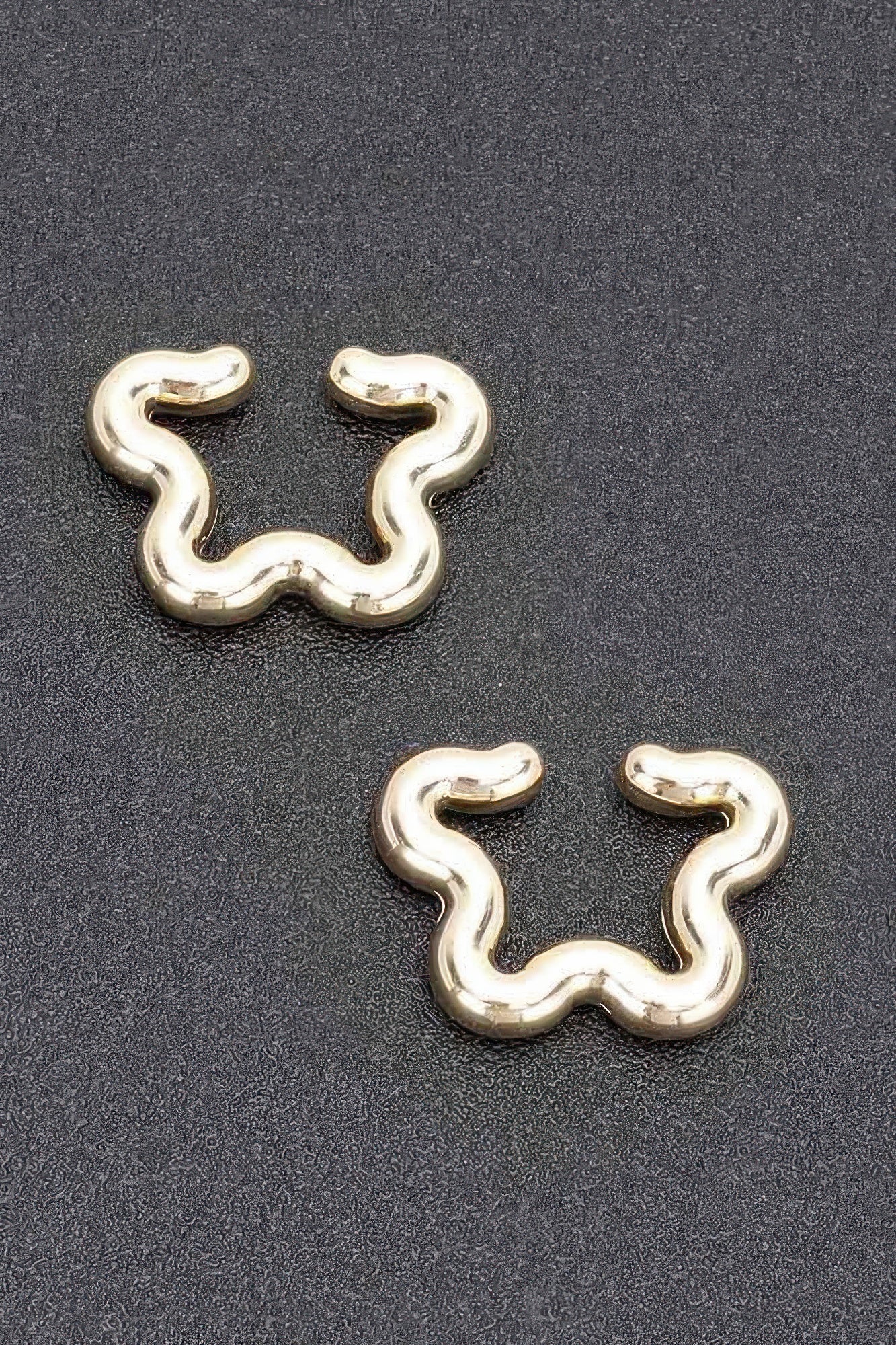 Plastic Cuff Earring product image