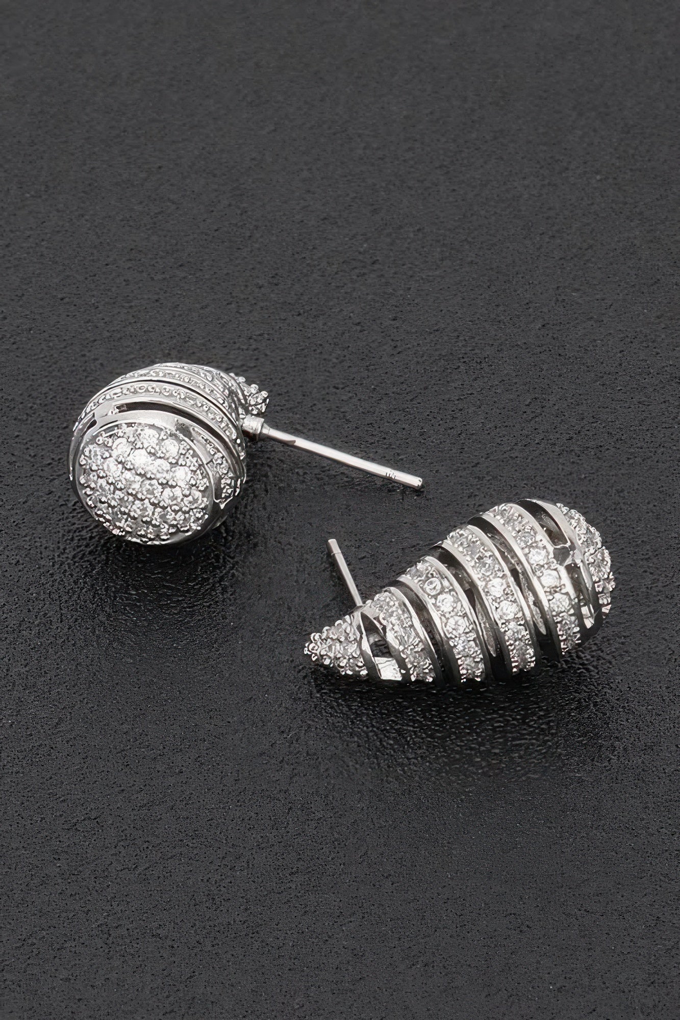 Rhinestone Metal Tear Drop Earring product image