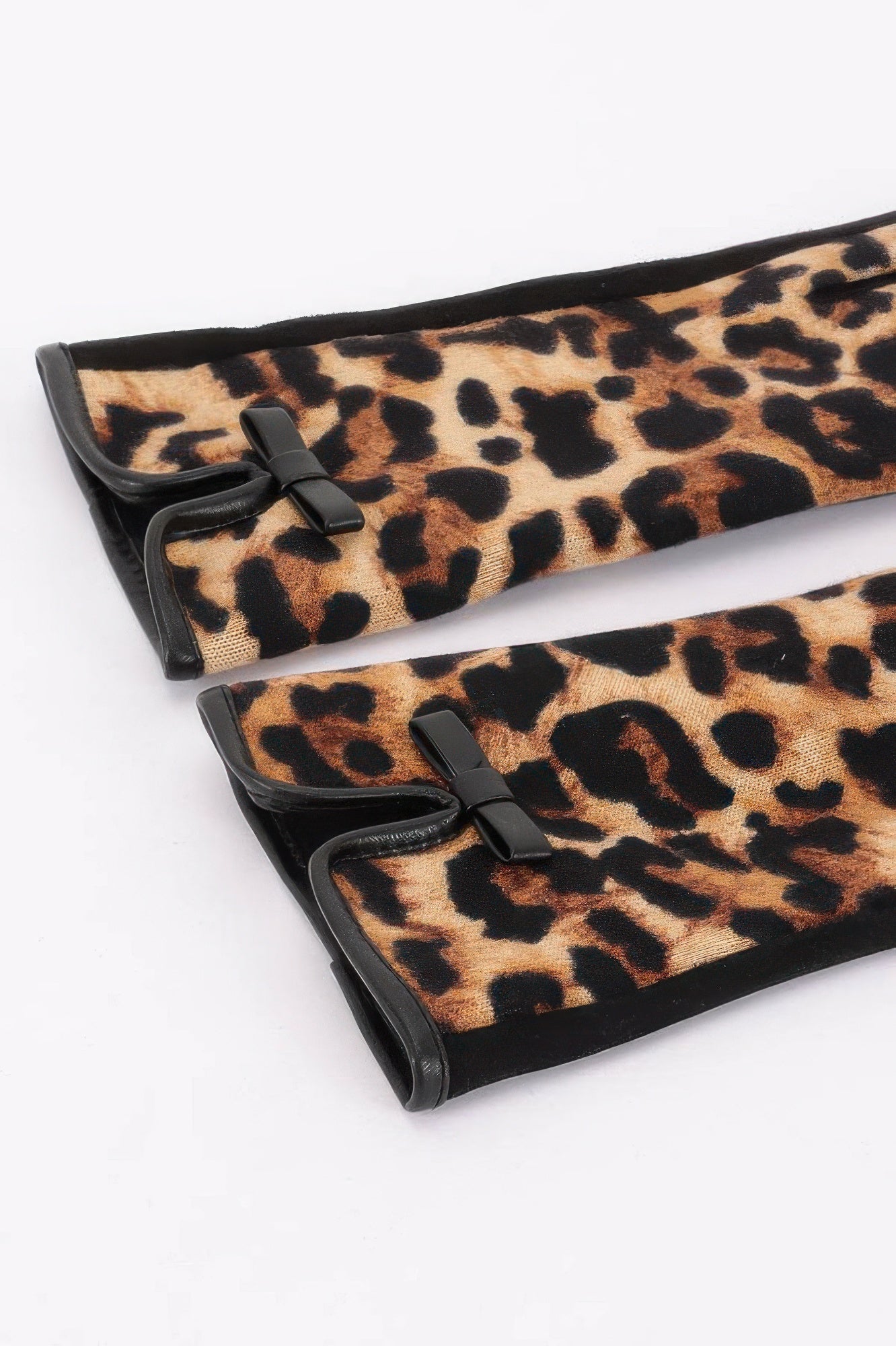 Leopard Print Knitted Gloves product image