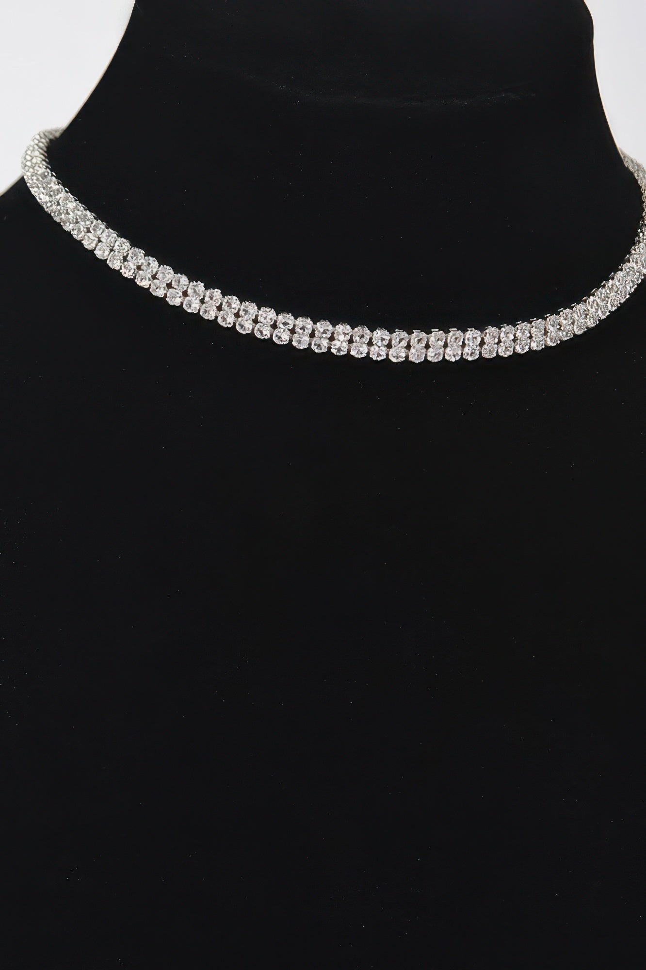 Barbie Inspired Shiny Choker Necklace product image