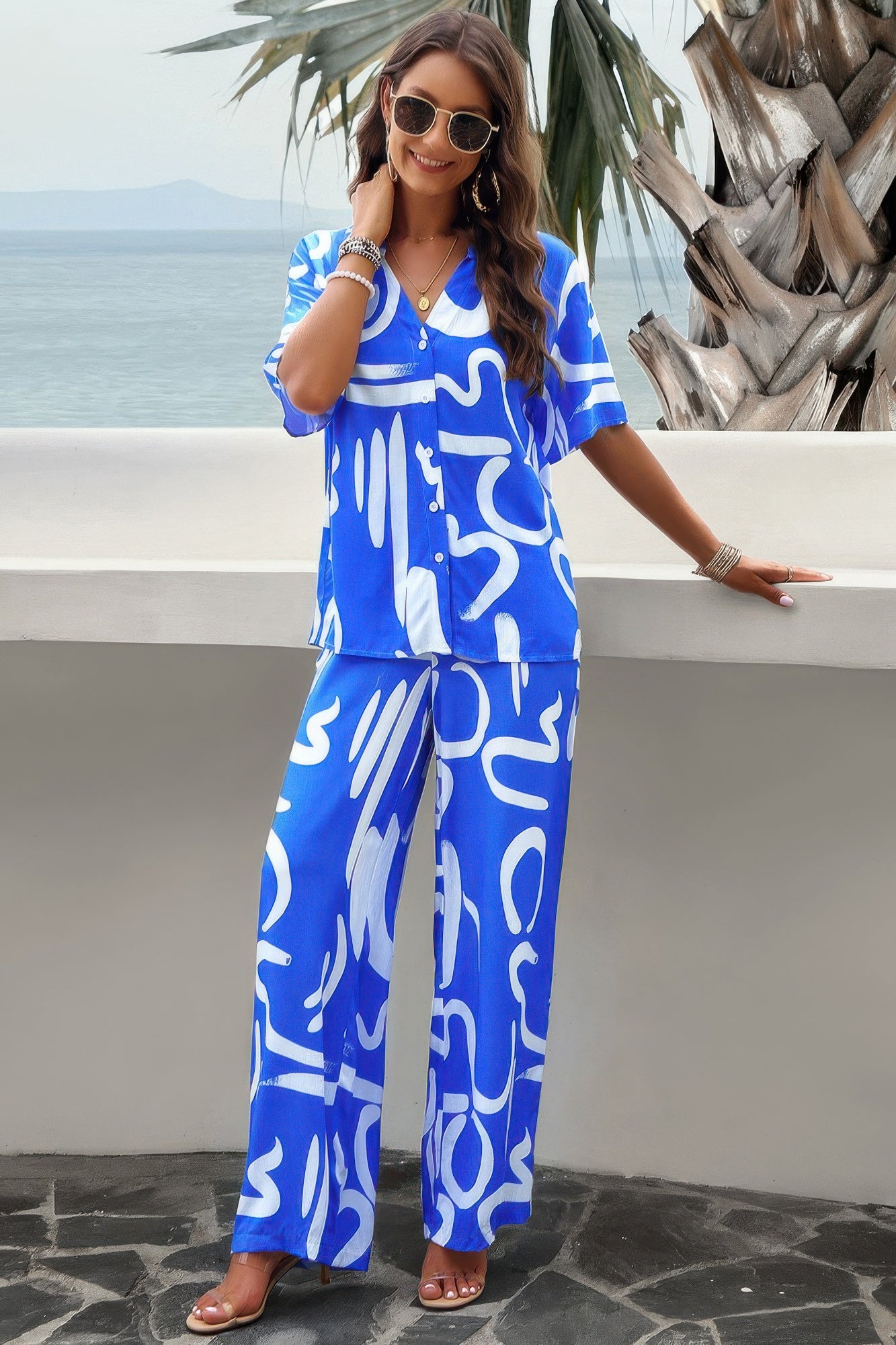 Two Piece Random Printed Short Sleeve Fit Set product image