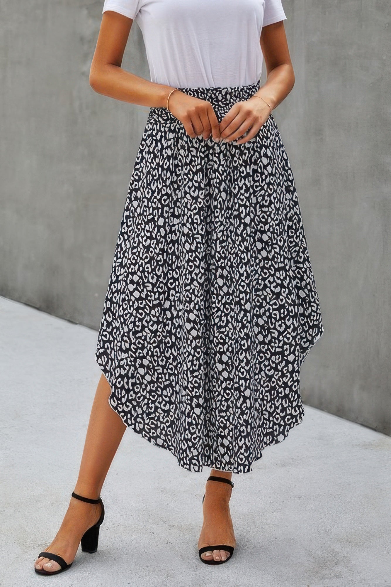 Shirred Waist Asymmetrical Hem Flared Skirt product image