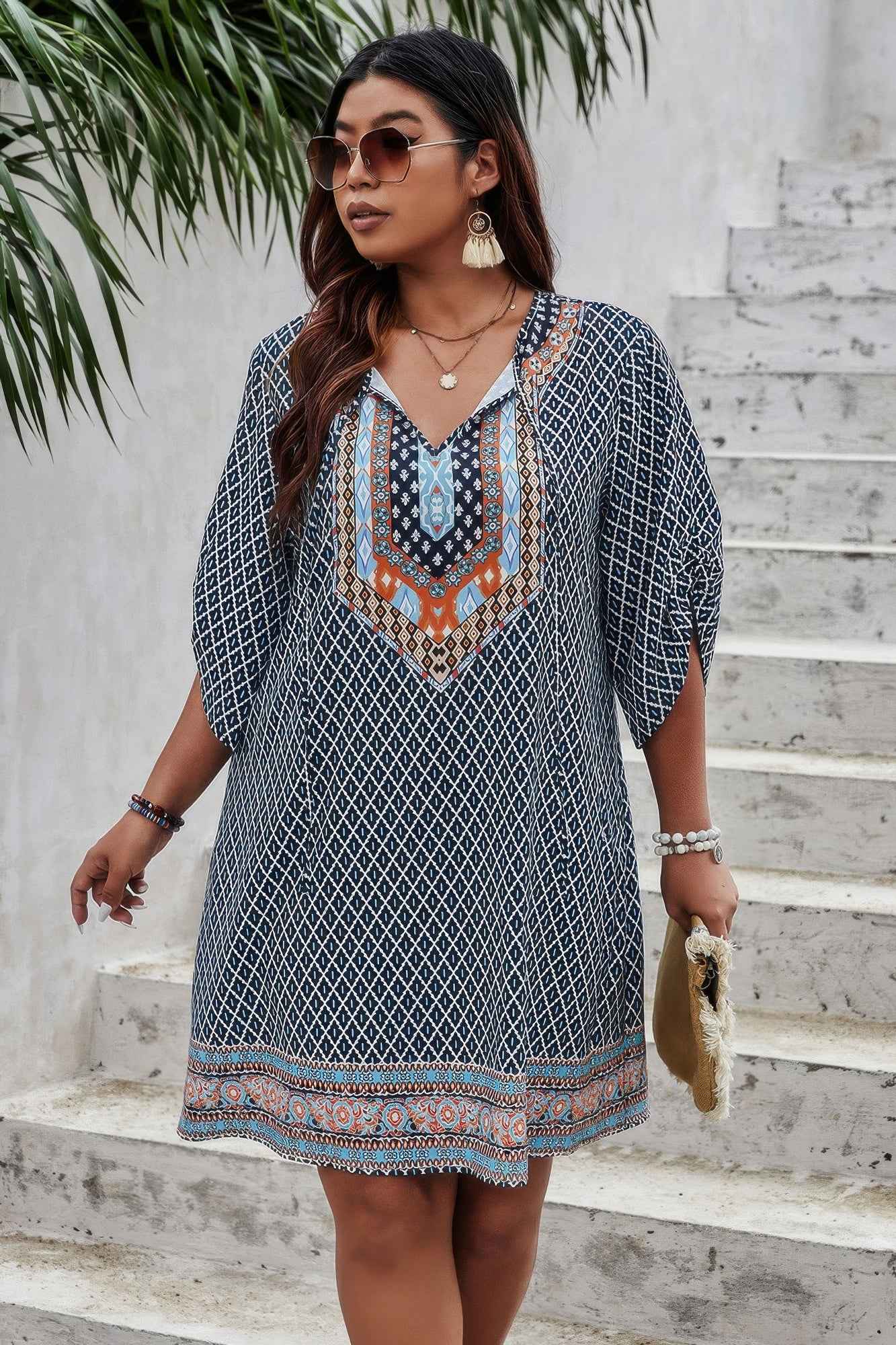 Plus Size V Neck Printed Loose Fit Midi Dress Plus Size V Neck Printed Loose Fit Midi Dress