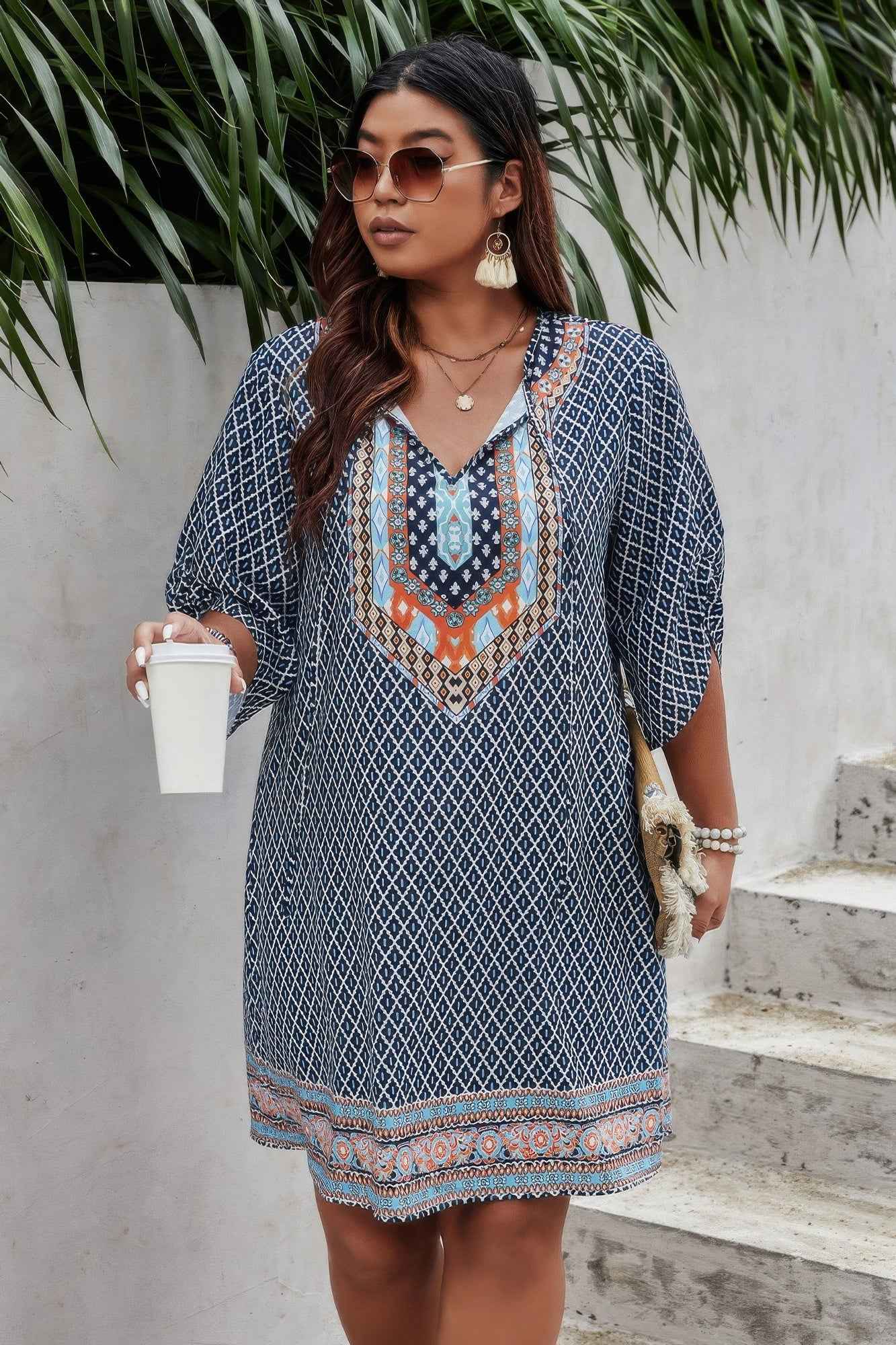 Plus Size V Neck Printed Loose Fit Midi Dress Plus Size V Neck Printed Loose Fit Midi Dress