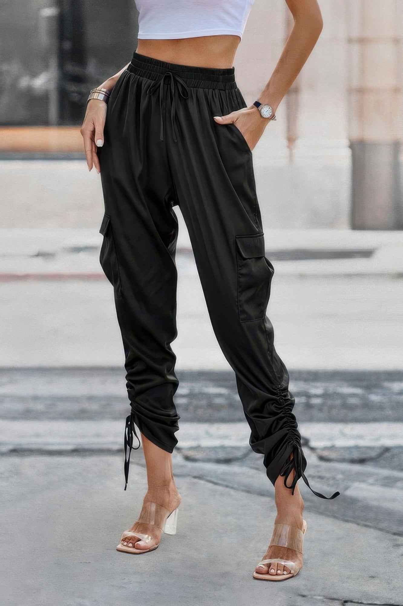 Solid Drawstring Hem Flap Pocket Side Stacked Pant Solid Drawstring Hem Flap Pocket Side Stacked Pant