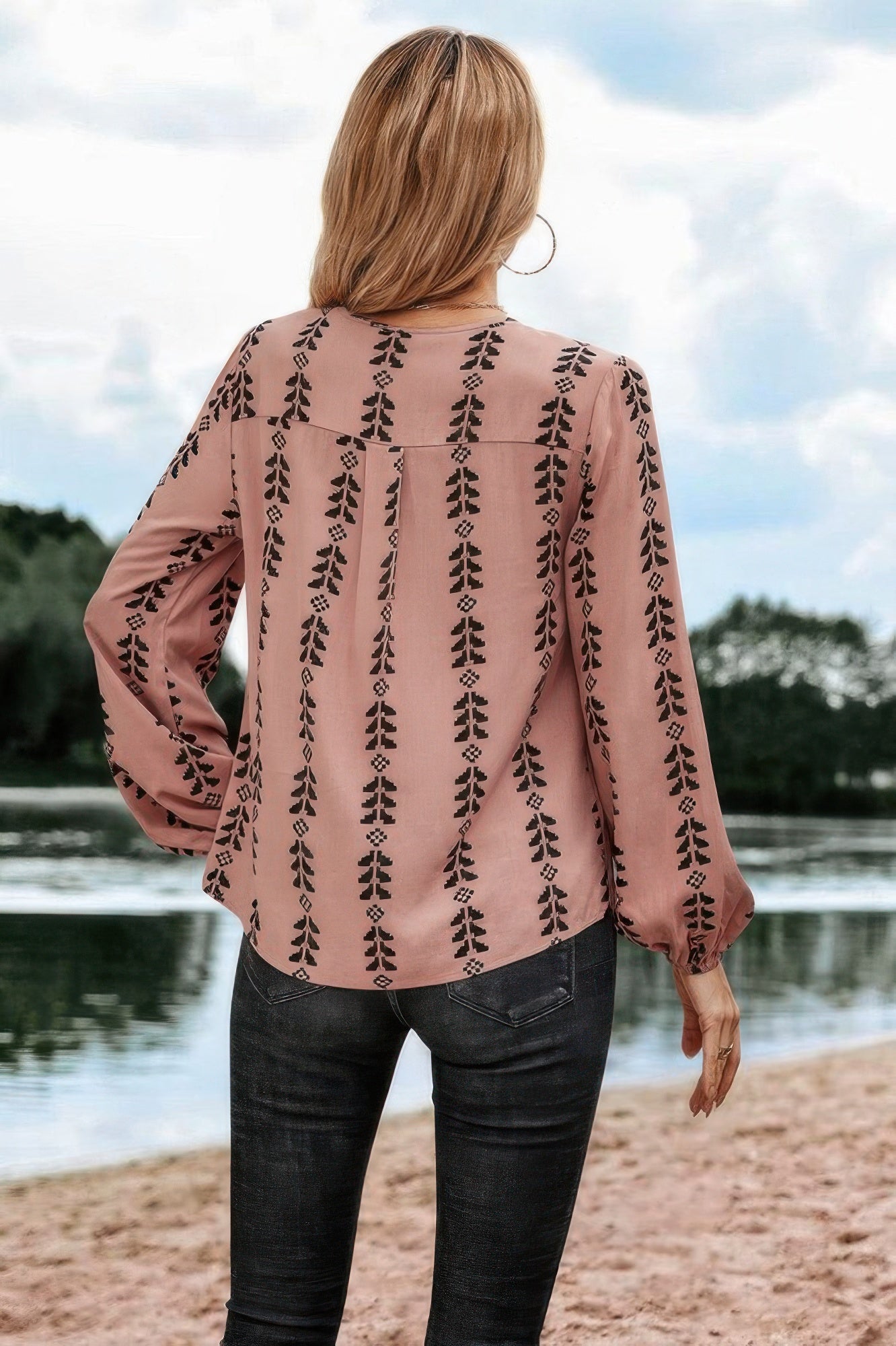 Graphic Print Strip Loose Fit V Neck Blouse product image