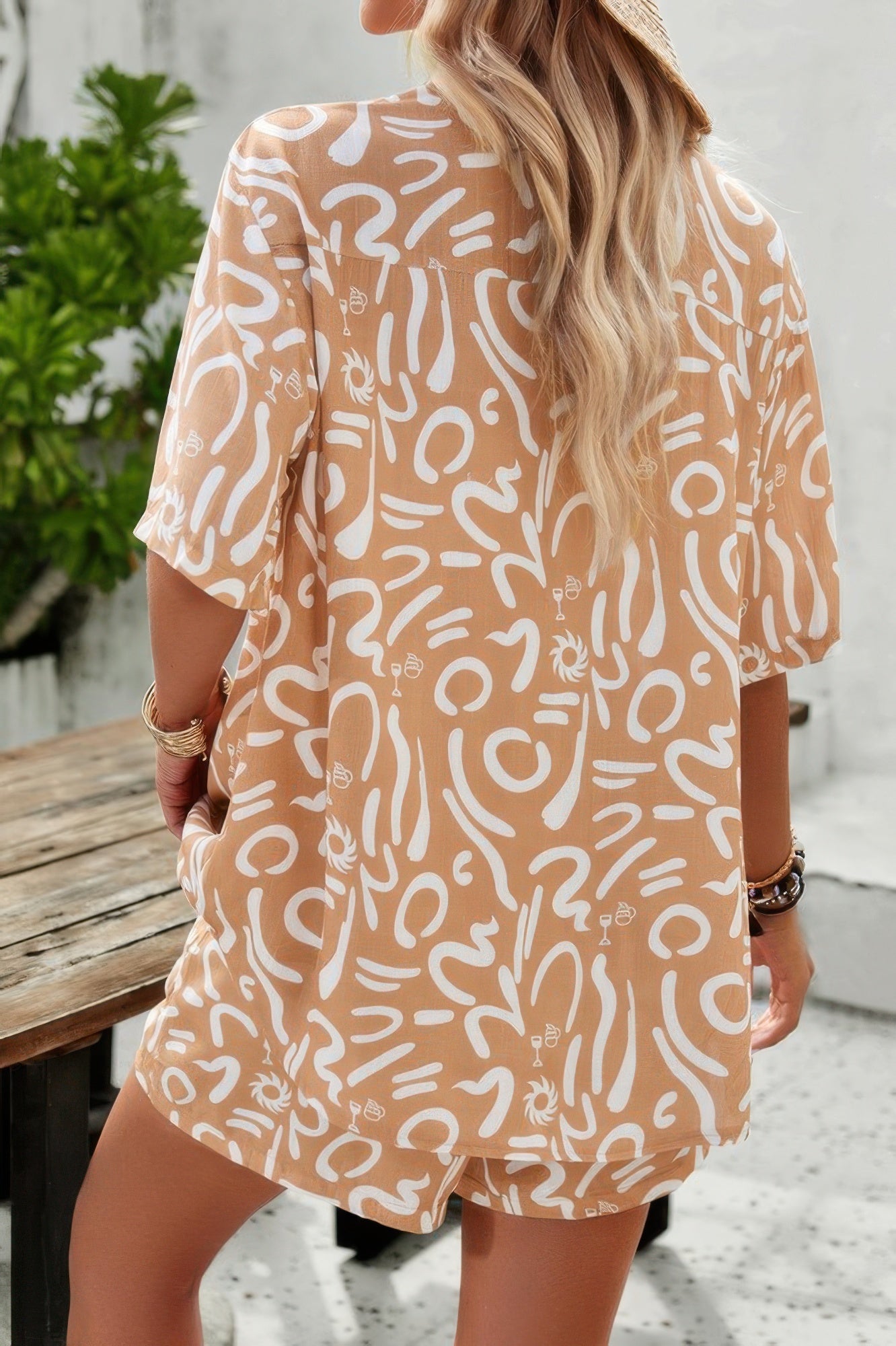 Allover Print Elastic Shorts Two Pieces Button Set product image