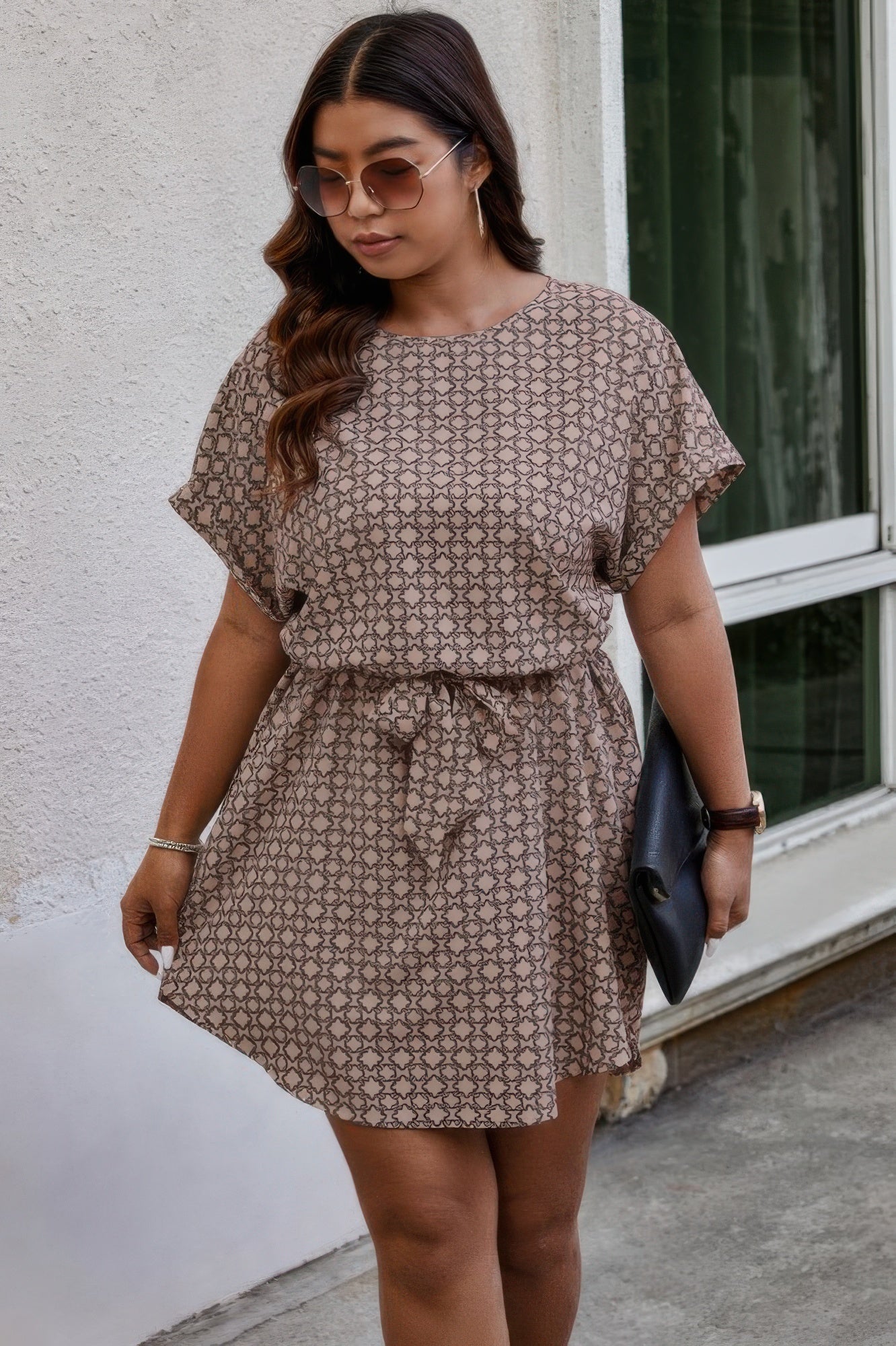 Plus Round Neck Printed Batwing Sleeve Loose Dress product image