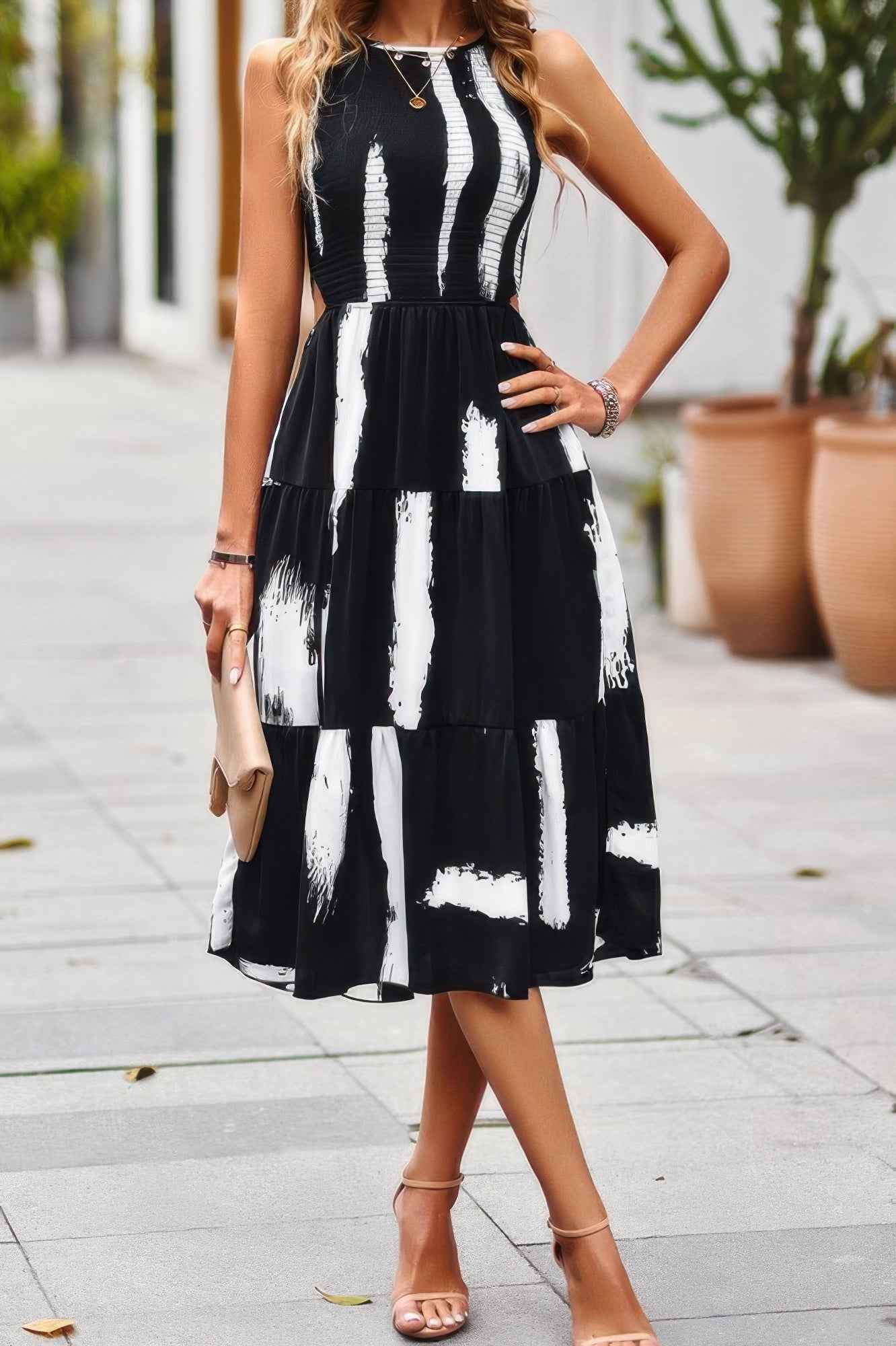 Cut Out Ruched Fit Sleeveless Ruffle Dress Cut Out Ruched Fit Sleeveless Ruffle Dress