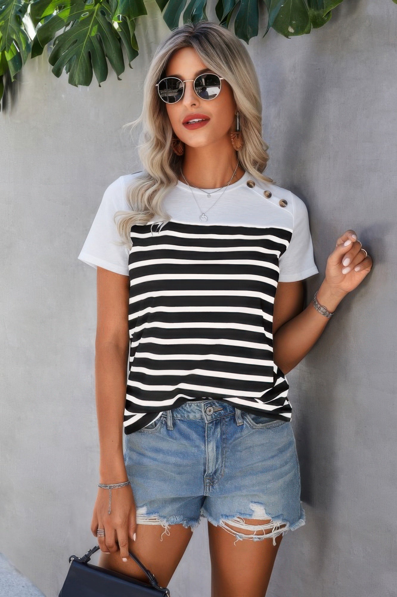 Strip Round Neck Loose Fit Button Tee product image