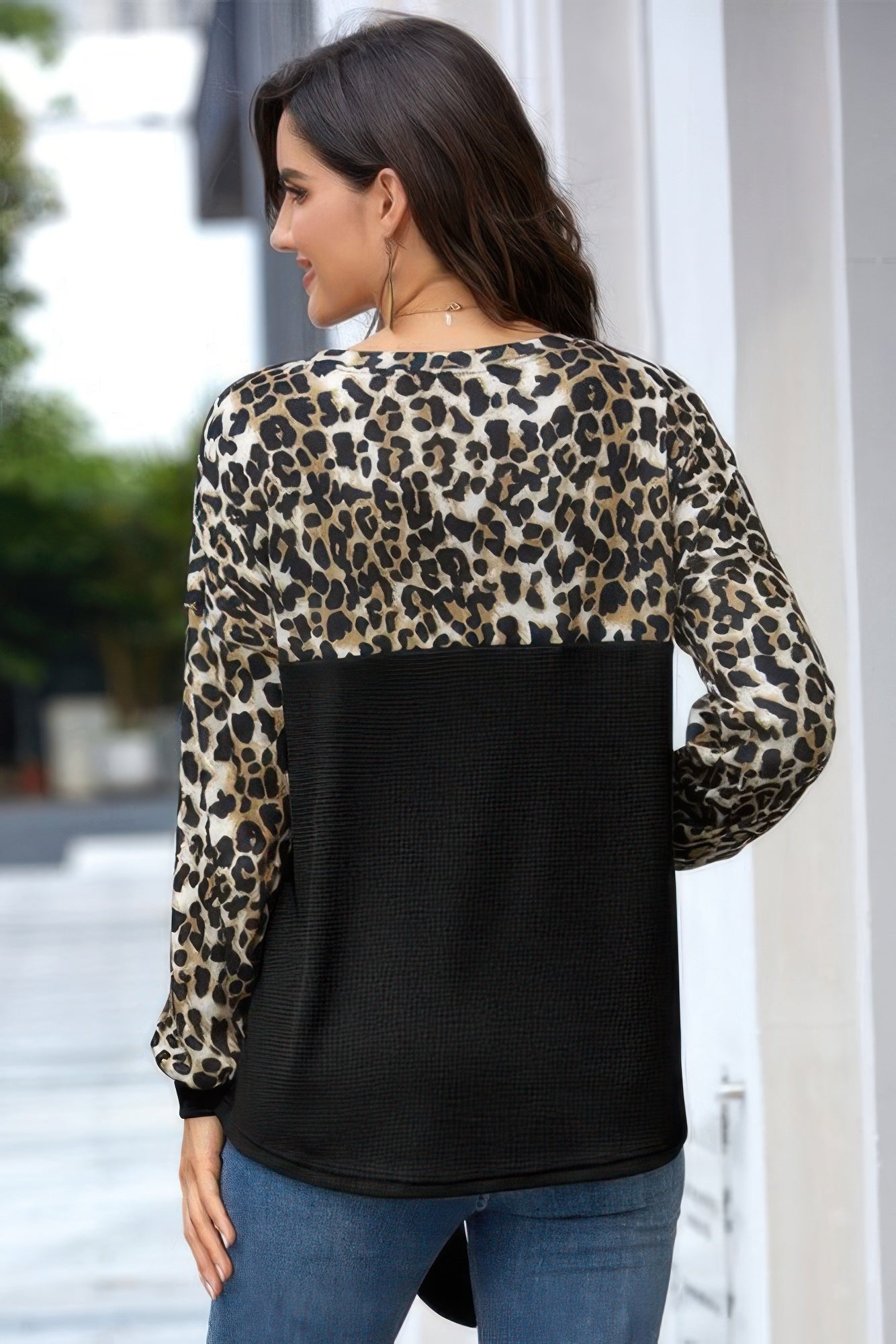 Leopard Stitching Bow Knit Crew Neck Loose Pullover product image