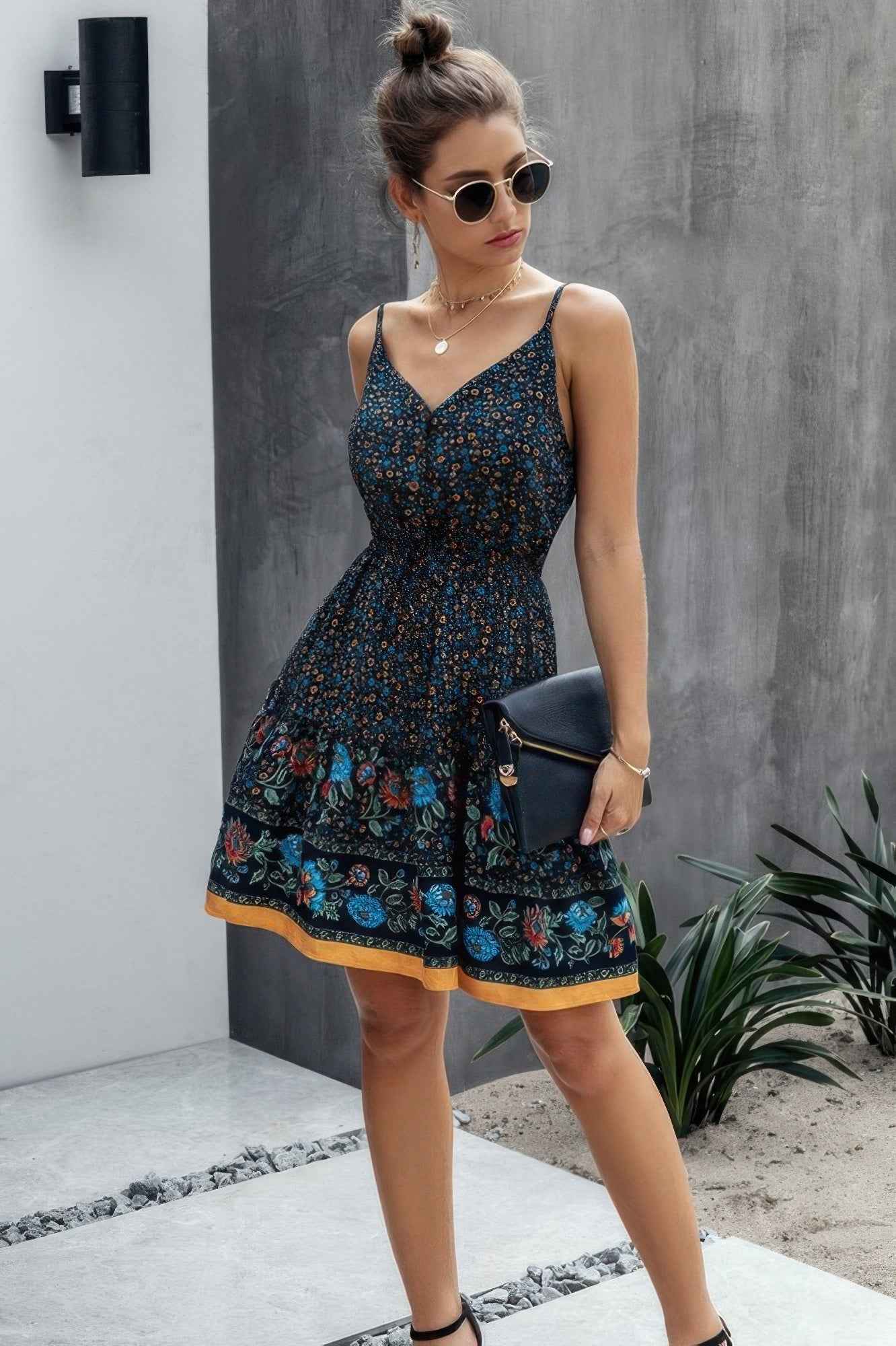 V Neck Floral Printed Mini Dress V Neck Floral Printed Mini Dress