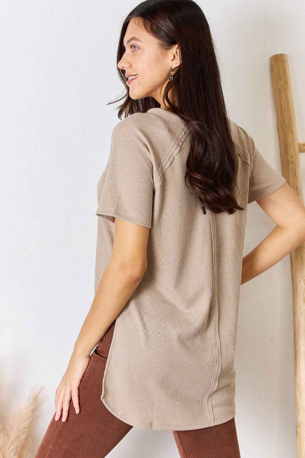 Zenana Baby Waffle Short Sleeve Slit High-Low T-Shirt Zenana Baby Waffle Short Sleeve Slit High-Low T-Shirt