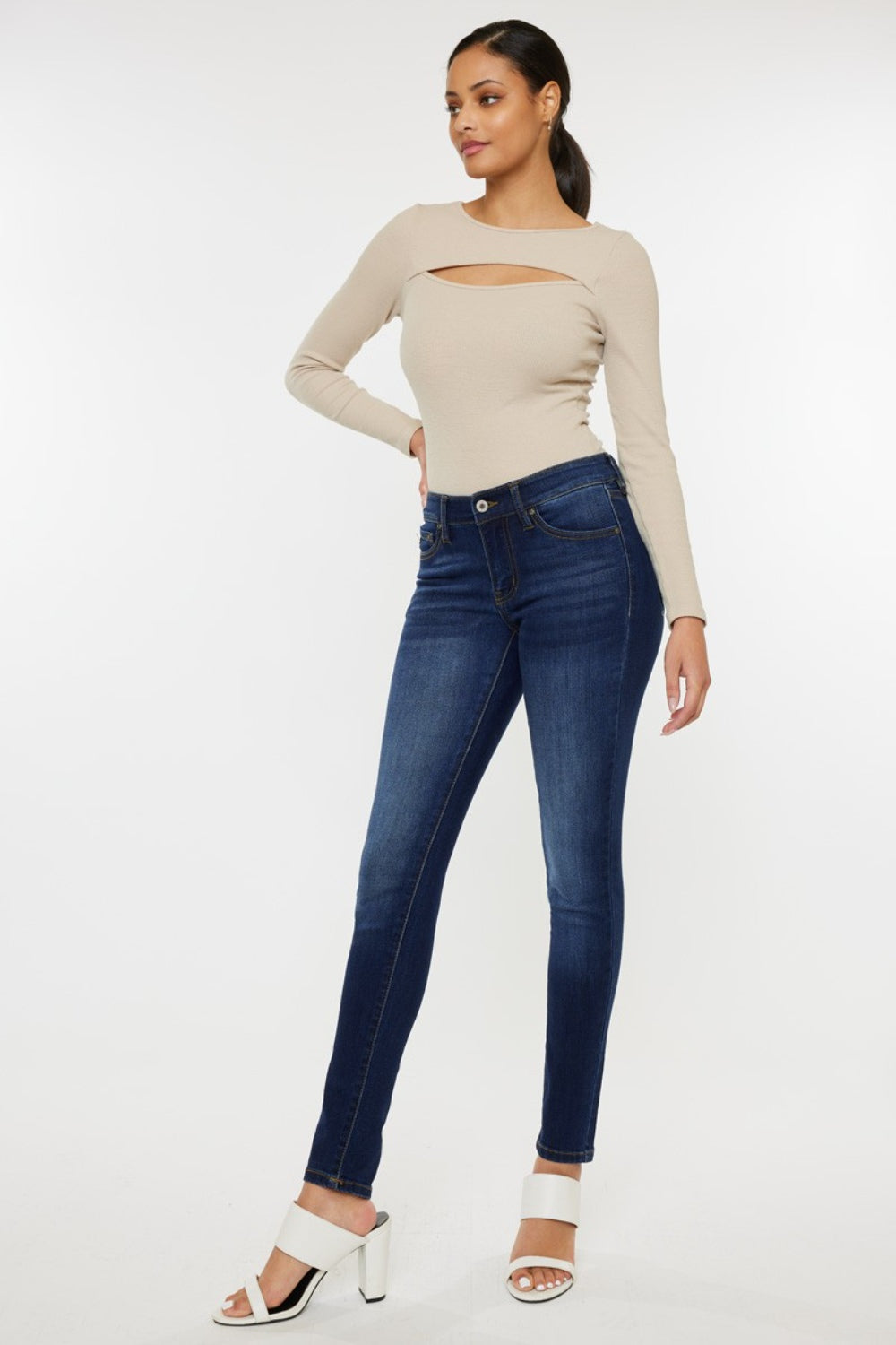 Kancan Mid Rise Gradient Skinny Jeans Kancan Mid Rise Gradient Skinny Jeans - TopFashionHQ