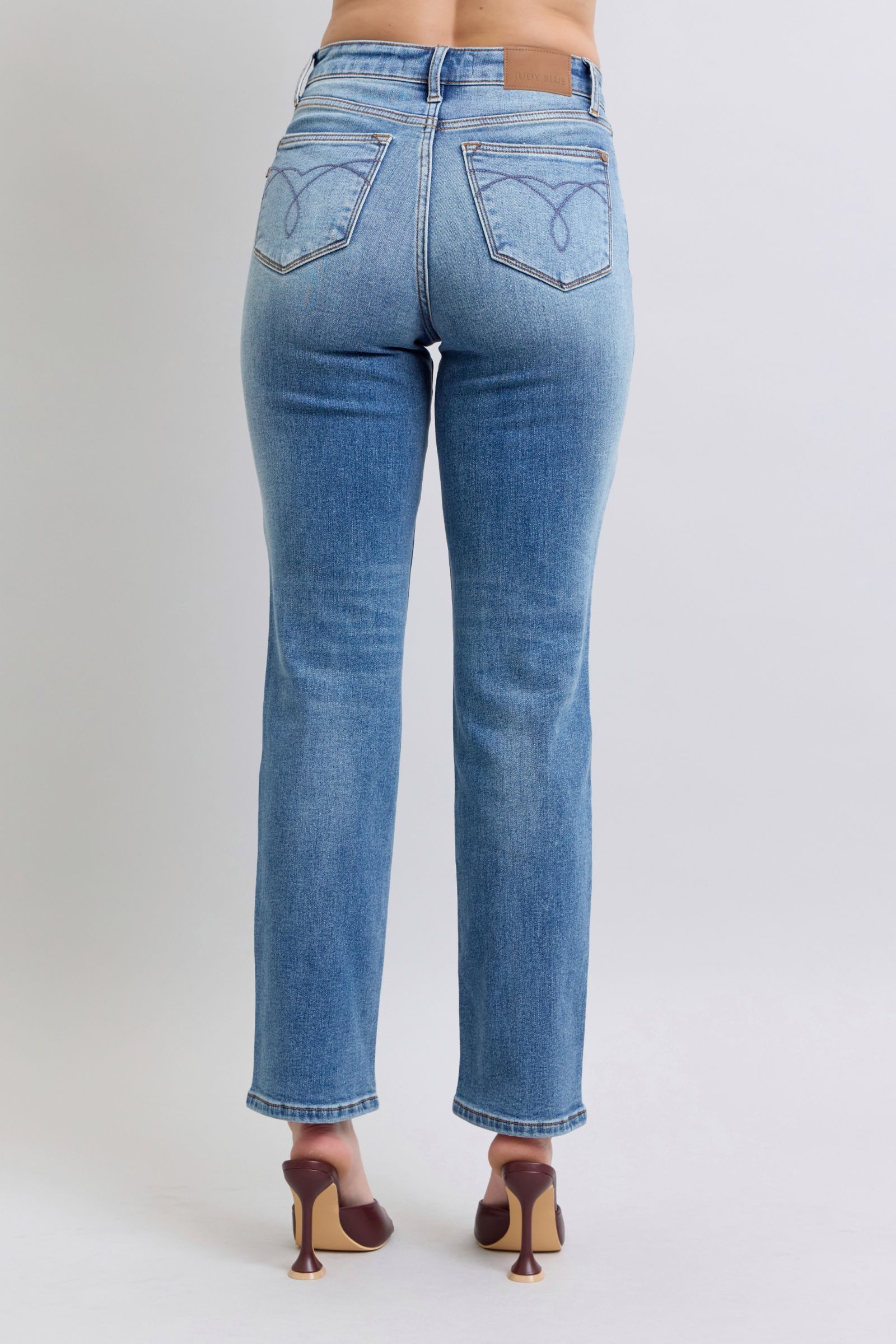 Judy Blue Full Size Wash Thermal Straight Jeans with Pockets Judy Blue Full Size Wash Thermal Straight Jeans with Pockets - TopFashionHQ