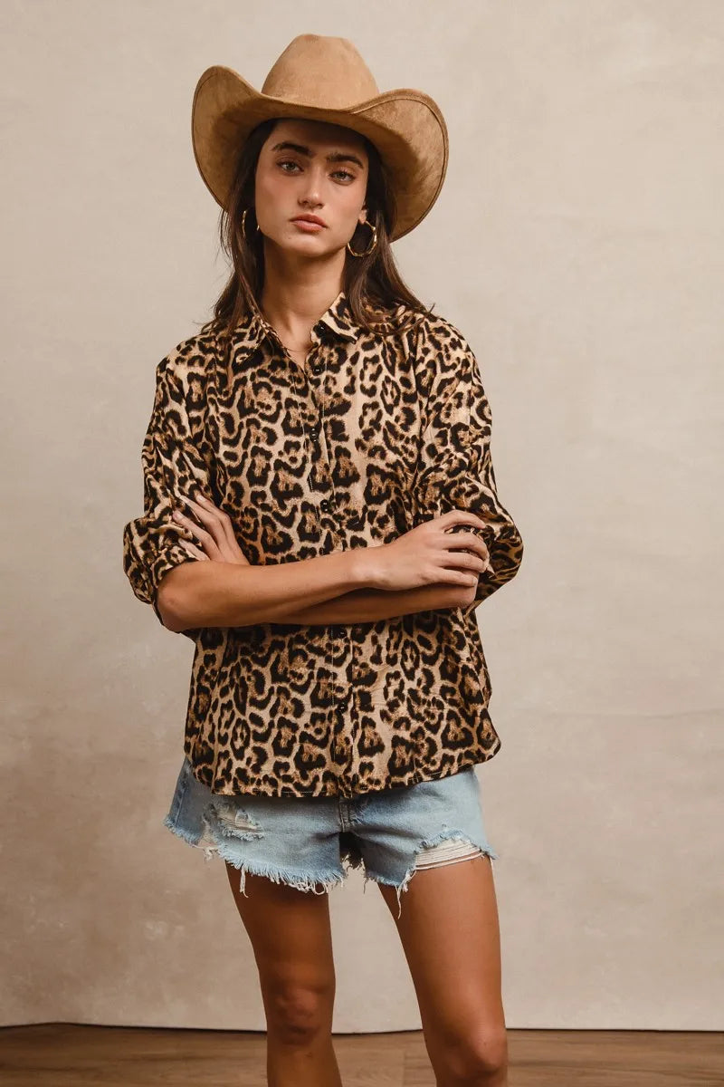 BiBi Leopard Prints Overseized Short Sleeves Top a430d656cacb450a92511e2b3e45631b-Max-Origin