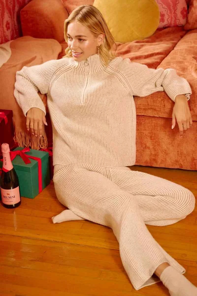 BiBi Two Tone Rib Texured Knit Collared Top with Zip Up BiBi Two Tone Rib Texured Knit Collared Top with Zip Up