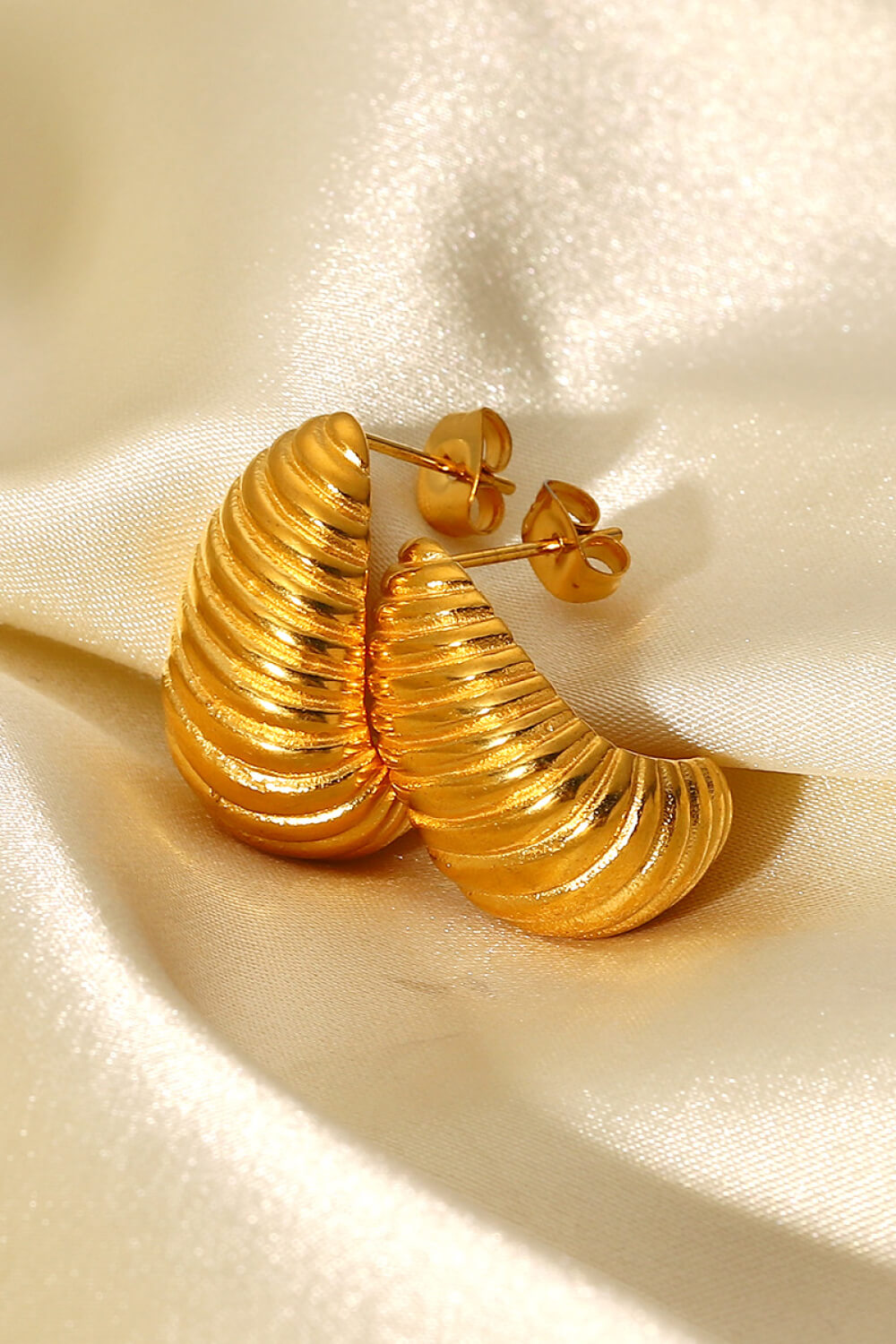 Shell Shore Spiral Stud Earrings Shell Shore Spiral Stud Earrings