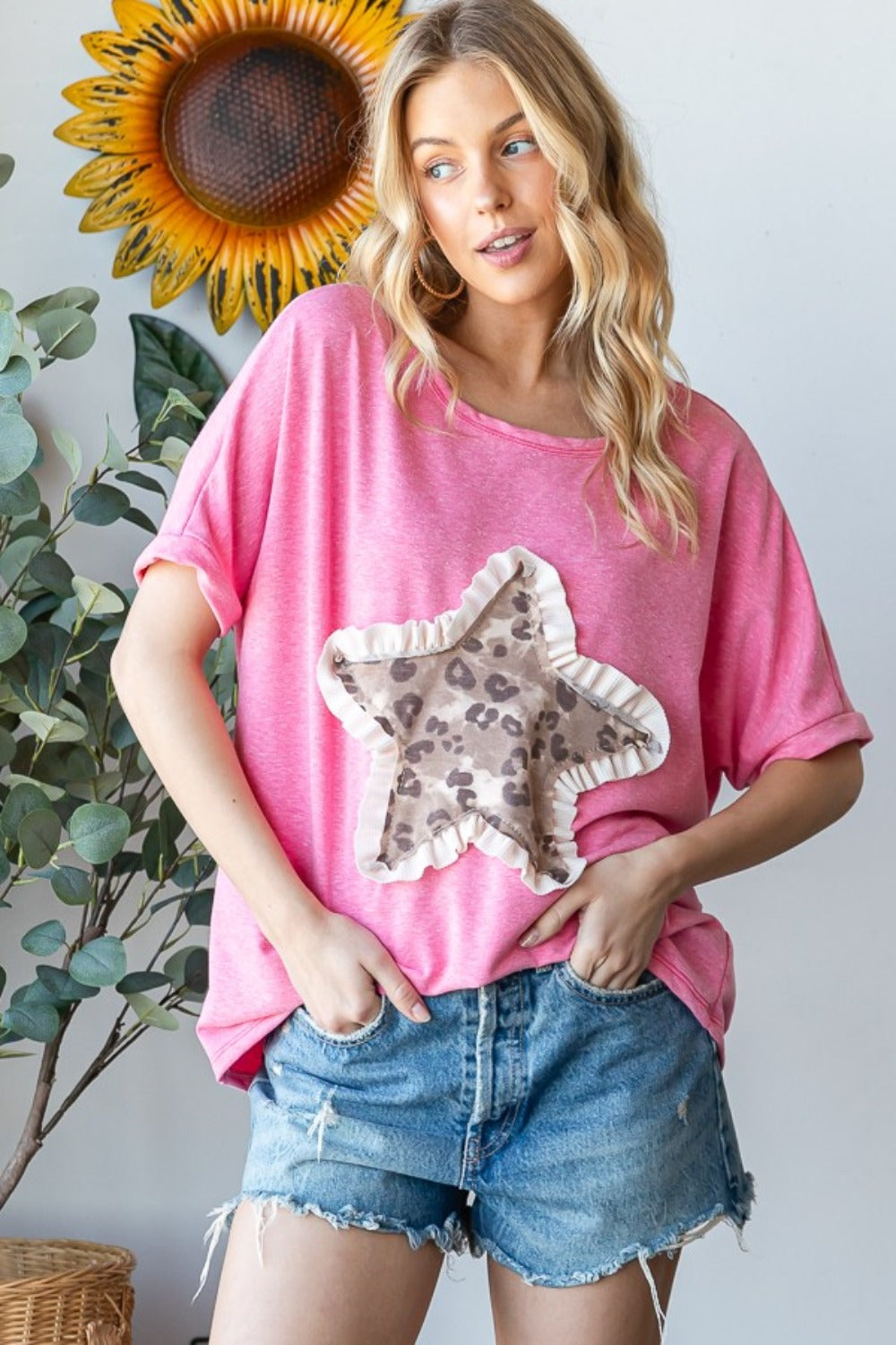 HOPELY Leopard Star Patch Short Sleeve T-Shirt HOPELY Leopard Star Patch Short Sleeve T-Shirt - TopFashionHQ
