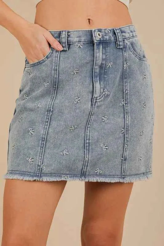 VERY J Bow Printed Casual Denim Mini Skirt VERY J Bow Printed Casual Denim Mini Skirt