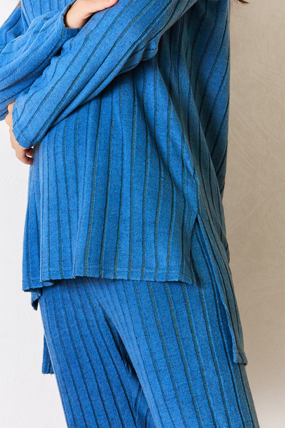 Basic Bae Full Size Ribbed Round Neck High-Low Slit Top and Pants Set Basic Bae Full Size Ribbed Round Neck High-Low Slit Top and Pants Set - TopFashionHQ