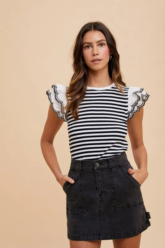 Annie Wear Cargo Denim Mini Skirt afdd54c3-7d1d-419f-91b6-eac4660a9ed2-Max