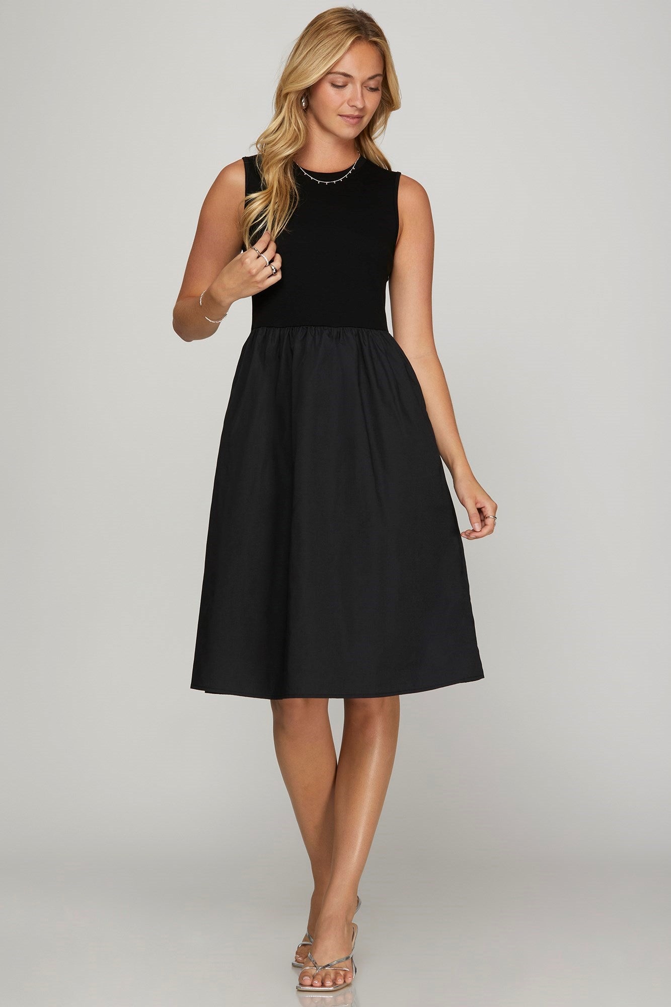She + Sky Full Size Sleeveless Poplin Woven Midi Dress with Pockets Plus Size b0167252-a7ae-42f4-b59c-0ff146c3e51c-Max