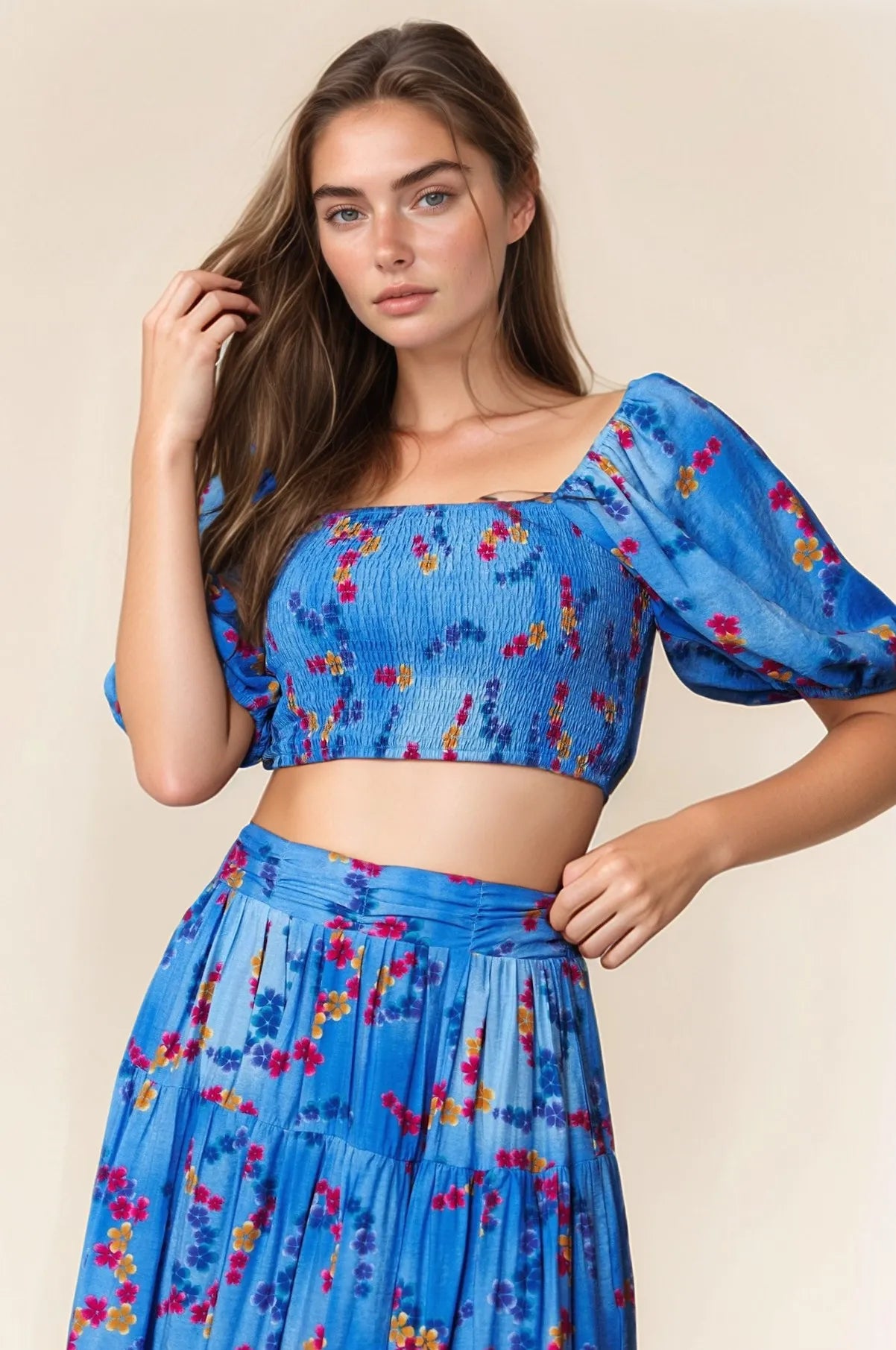 Davi & Dani Smocing Bodice Puff Short Sleeve Printed Crop Top b5a1fc28a26441109a174b36231798e8-Max-Origin