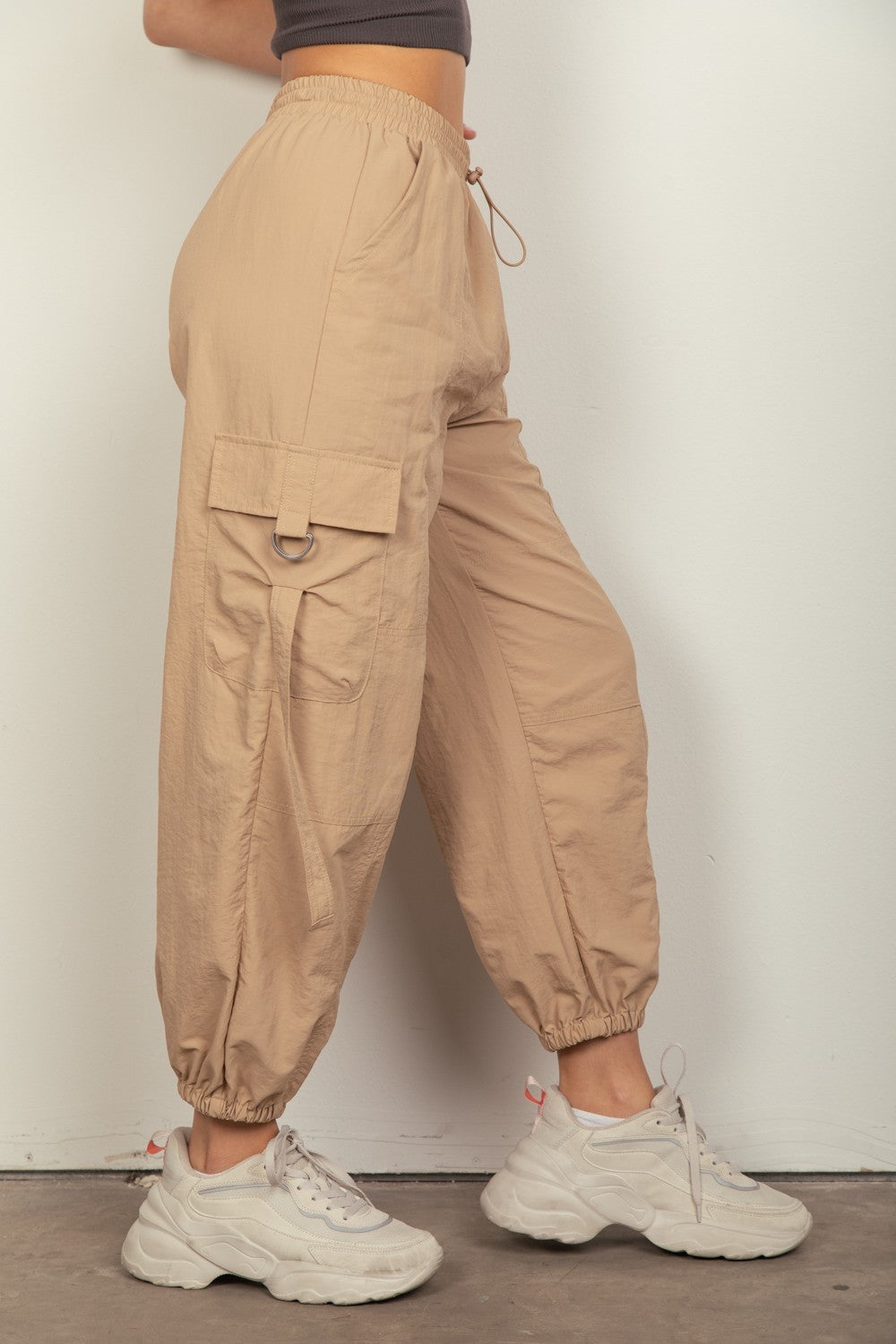 VERY J Elastic Waist Woven Cargo Pants VERY J Elastic Waist Woven Cargo Pants - TopFashionHQ