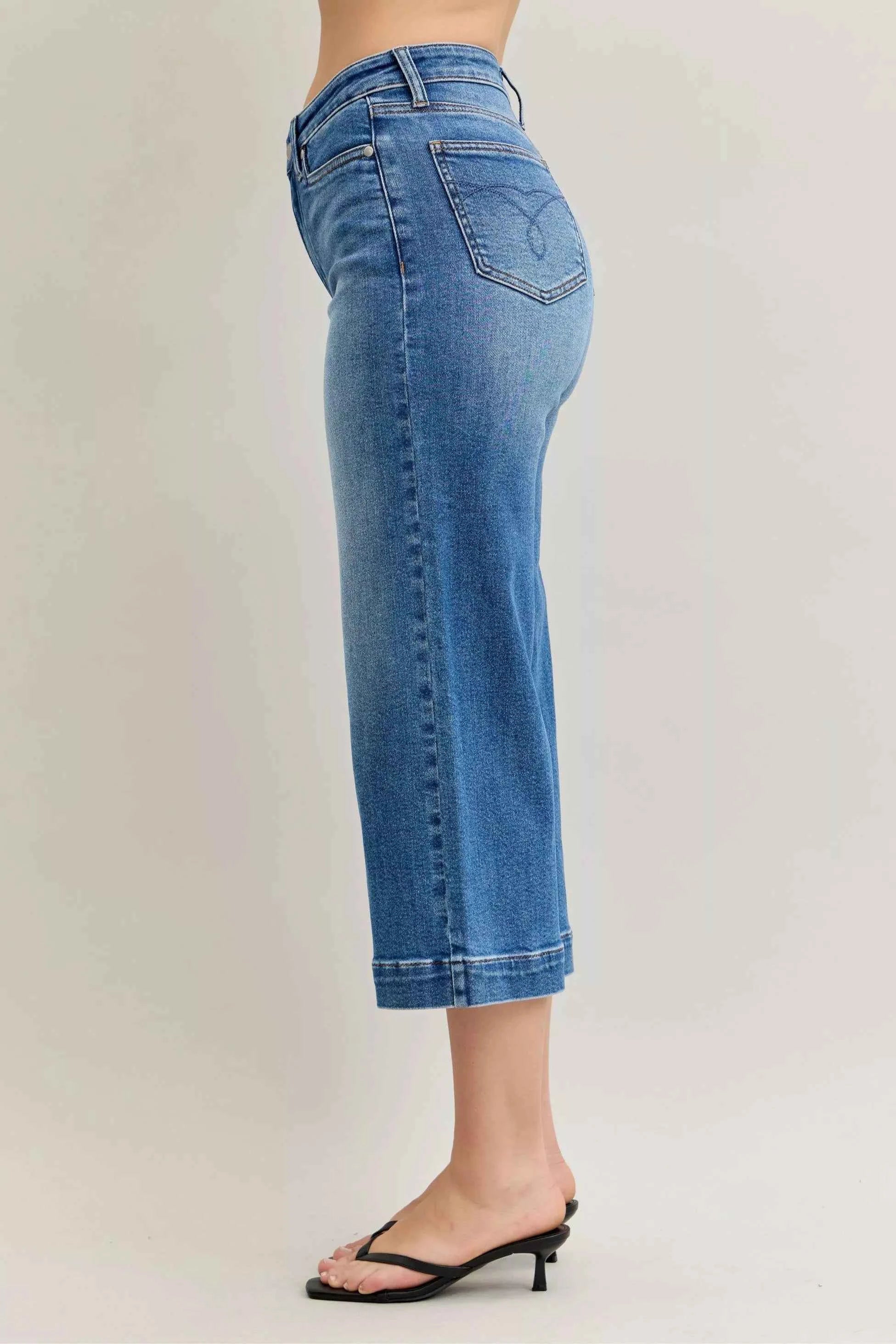 Judy Blue Mid Rise Crop Wide Leg Jeans Judy Blue Mid Rise Crop Wide Leg Jeans