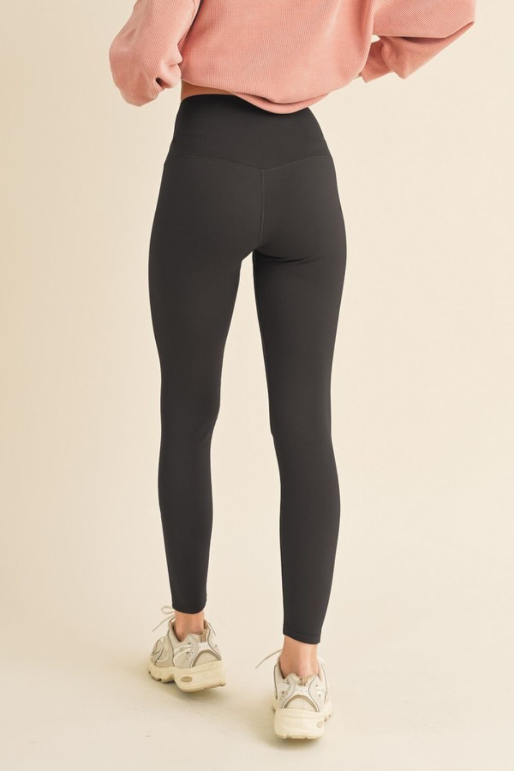 Yelete Full Size Fleece Lined High Waisted Leggings Yelete Full Size Fleece Lined High Waisted Leggings