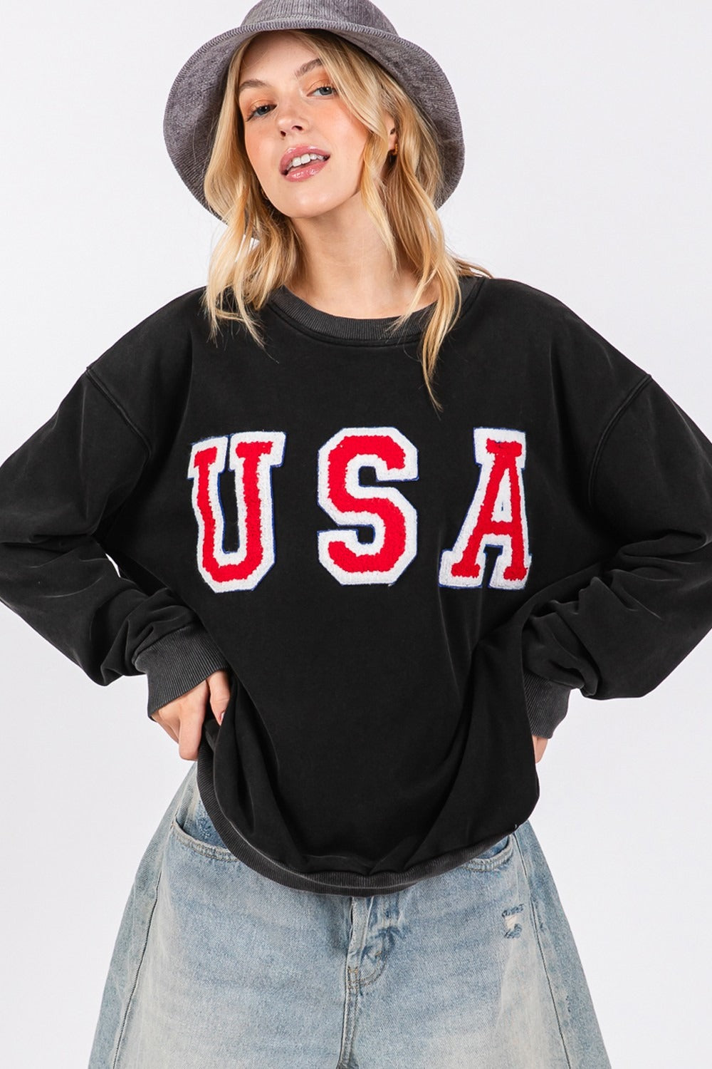 SAGE + FIG USA Letter Patch Round Neck Sweatshirt SAGE + FIG USA Letter Patch Round Neck Sweatshirt