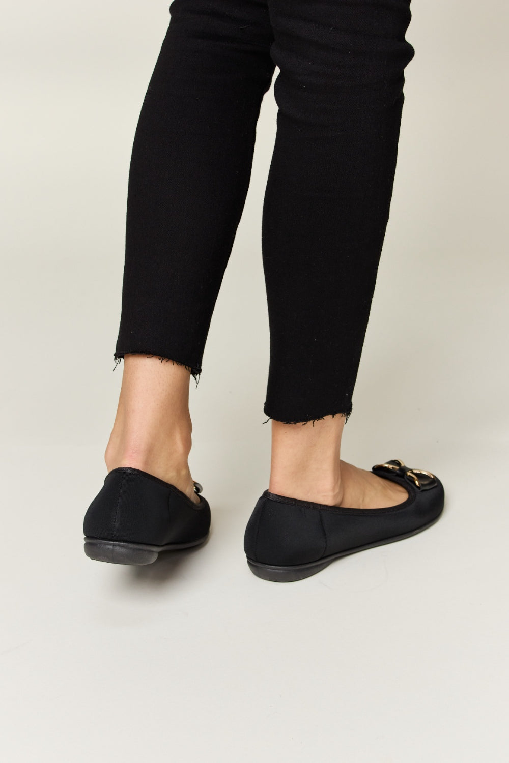 Forever Link Metal Buckle Flat Loafers Forever Link Metal Buckle Flat Loafers - TopFashionHQ