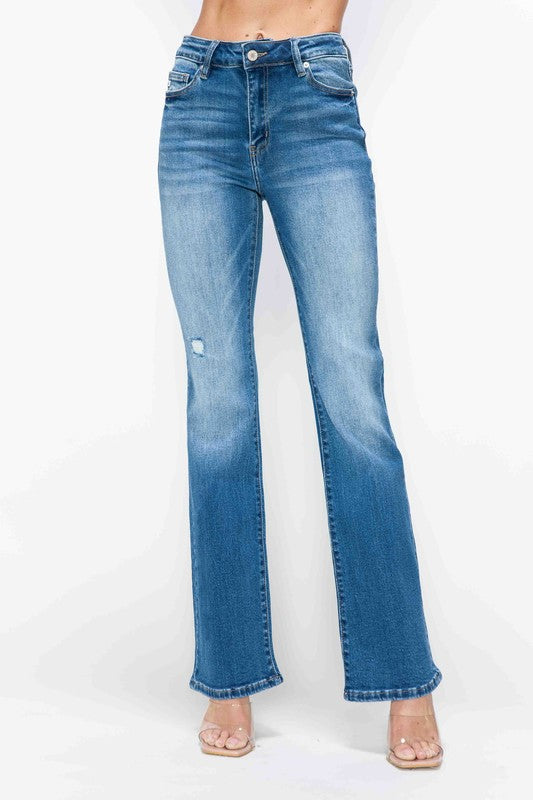 bytos Full Size Distressed High Rise Jeans with Pockets bytos Full Size Distressed High Rise Jeans with Pockets