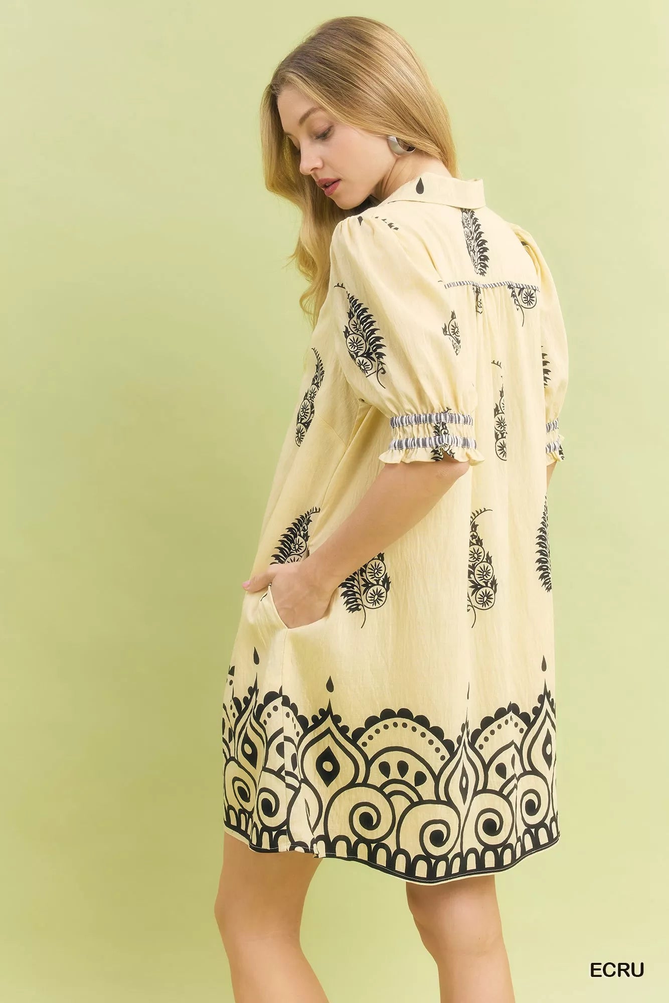 Umgee Paisley Mandala Print Babydoll Dress c2d1cbcc-2280-42a7-b99d-b99fcbffcd8f-Max-Origin