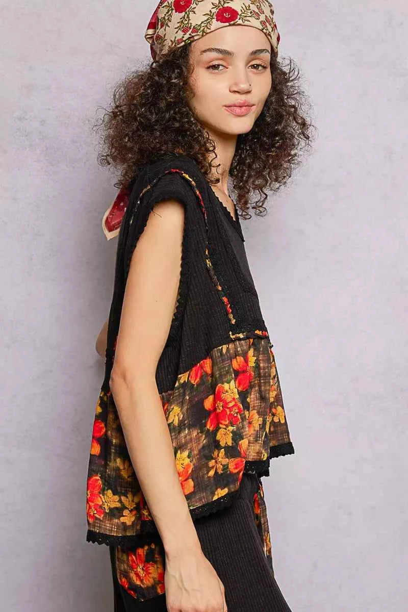 POL Lace Detail Floral Cropped Ruffled Top POL Lace Detail Floral Cropped Ruffled Top