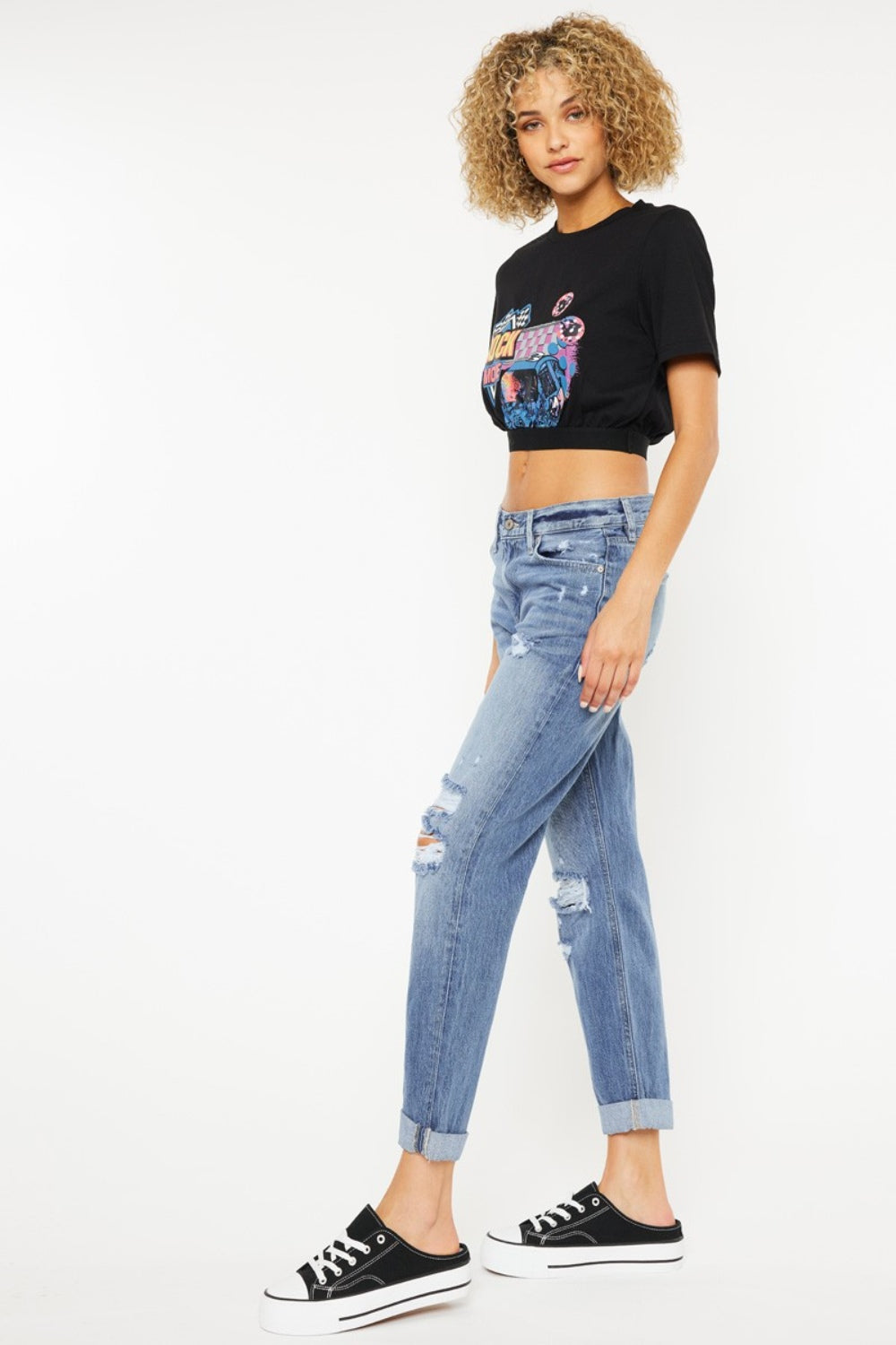 Kancan Mid Rise Distressed Straight Jeans Kancan Mid Rise Distressed Straight Jeans - TopFashionHQ