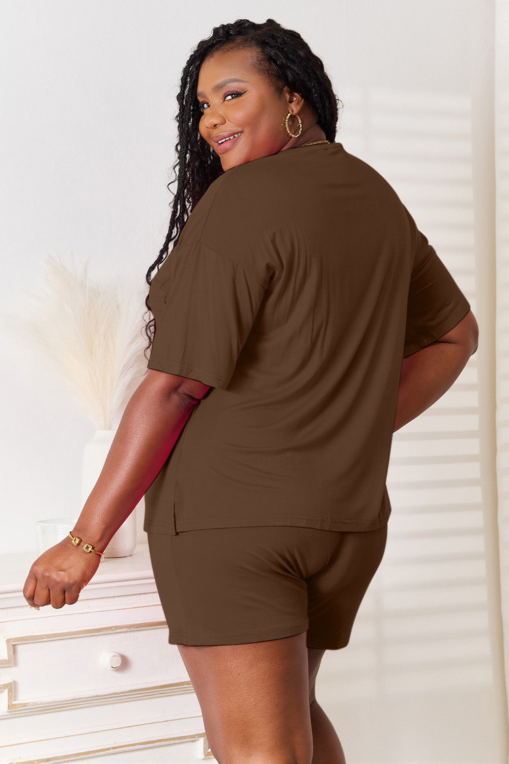 Basic Bae Full Size Soft Rayon Half Sleeve Top and Shorts Set Basic Bae Full Size Soft Rayon Half Sleeve Top and Shorts Set - TopFashionHQ