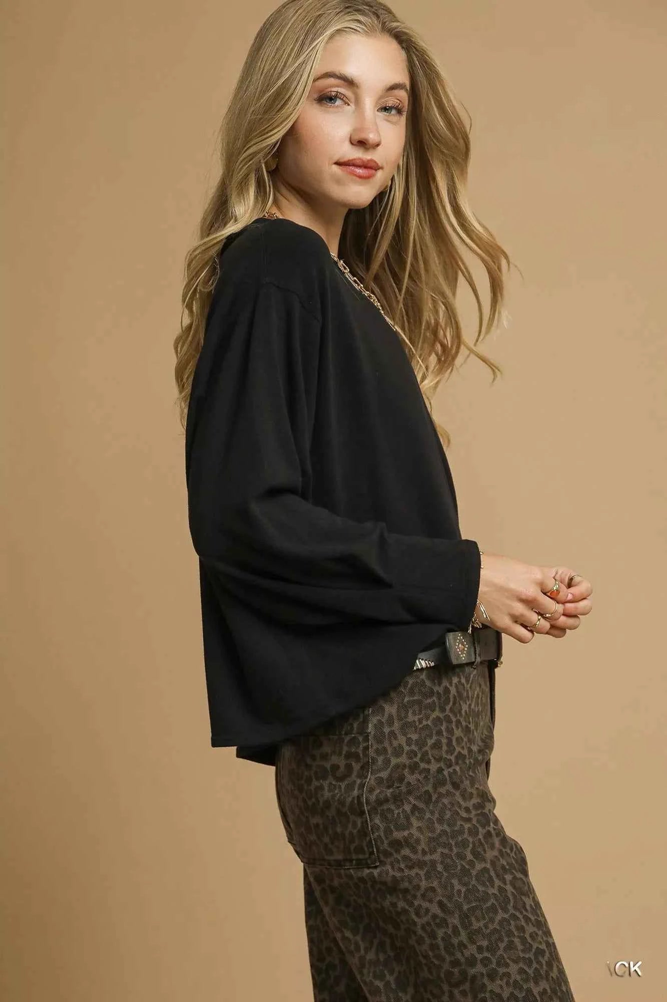 Umgee Brushed Fleeve Crewneck Top Umgee Brushed Fleeve Crewneck Top