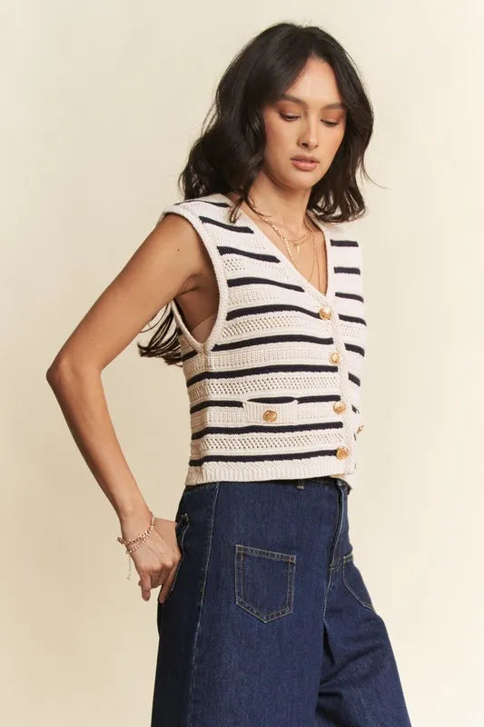 Davi & Dani Sleeveless Cropped Striped Sweater Knit Vest Top cc692e79-8c8a-4476-81ca-8042a92b02e4-Max-Origin